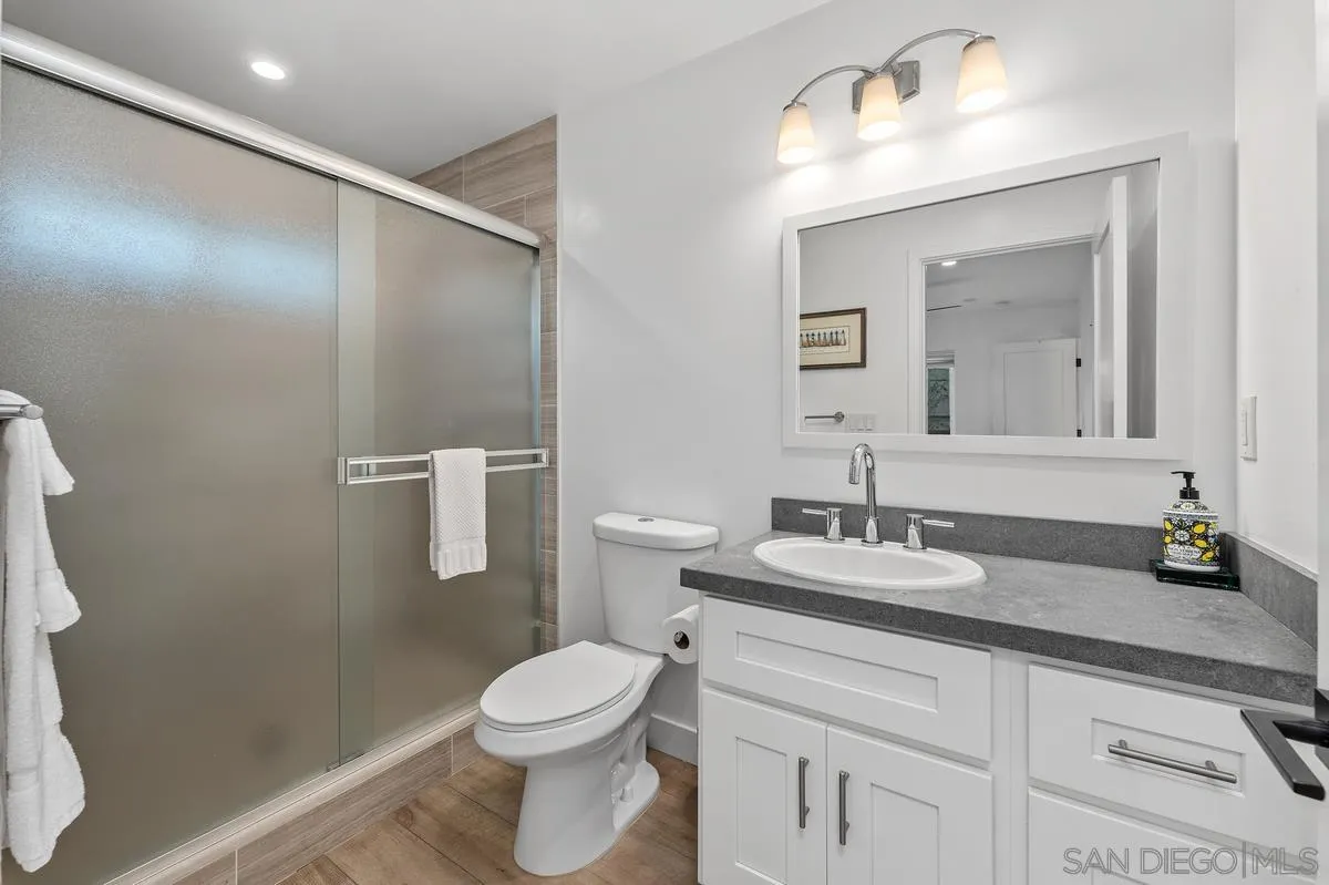 https://cdn.realtyfeed.com/cdn/127/260002893/32f8750a708c634b88d5ddaff31a28c9.webp