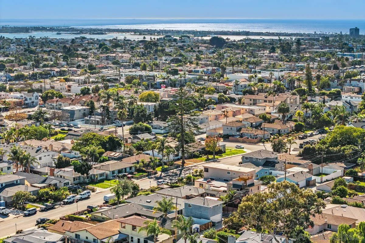 https://cdn.realtyfeed.com/cdn/127/260002893/a0e97c5fe456c996a89c52928db83954.webp