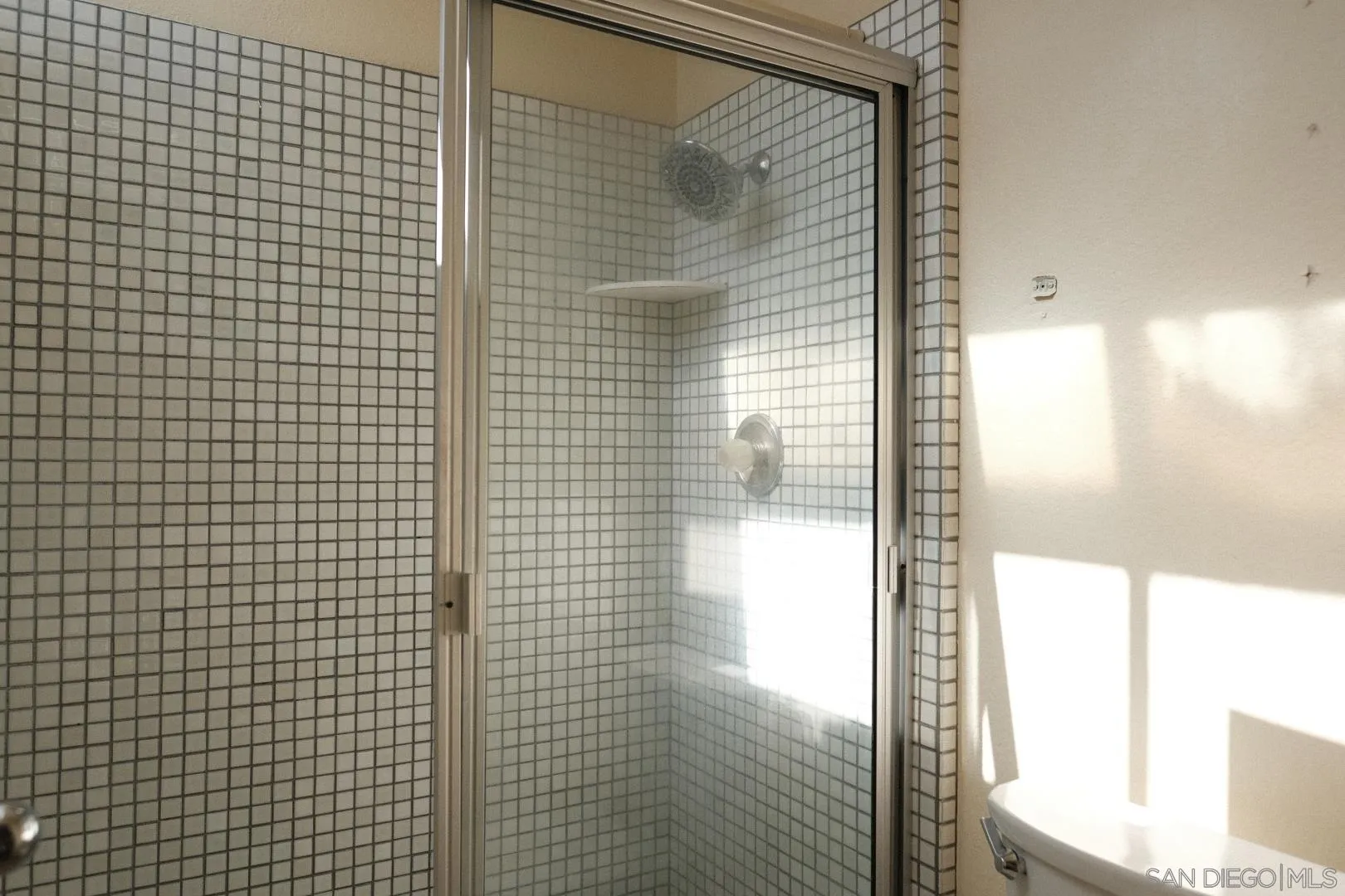 https://cdn.realtyfeed.com/cdn/127/260002896/0780e0f11db7fdaad77315197bdc6fe4.webp