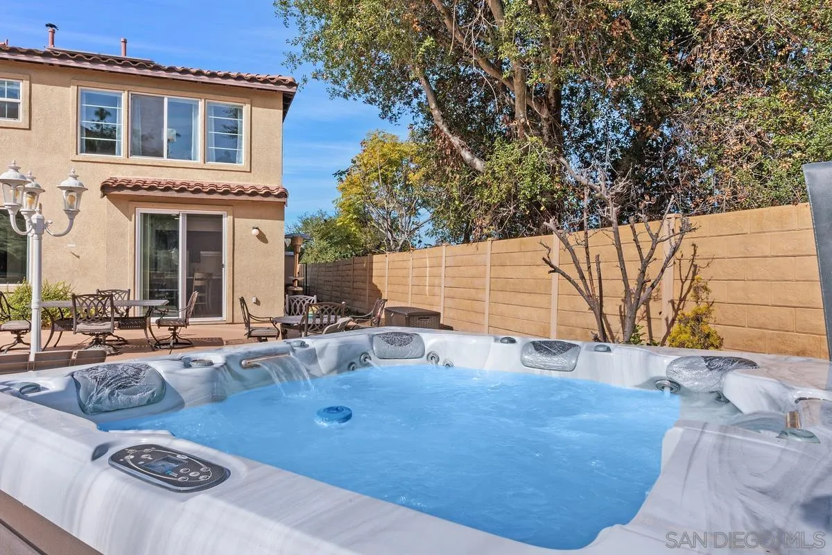 https://cdn.realtyfeed.com/cdn/127/260002899/2152c1429aa238544c1ee900fbed184c.webp