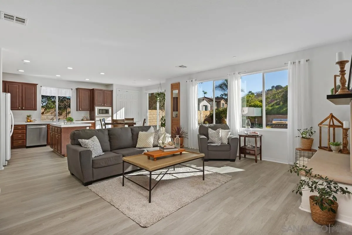 https://cdn.realtyfeed.com/cdn/127/260002899/d59b0ba5a1f0708ac0fe7022df655600.webp