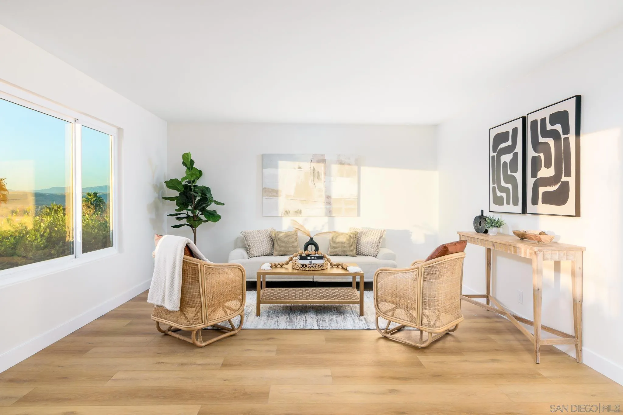 Photo #2: 2600029 Listing: Photo #2