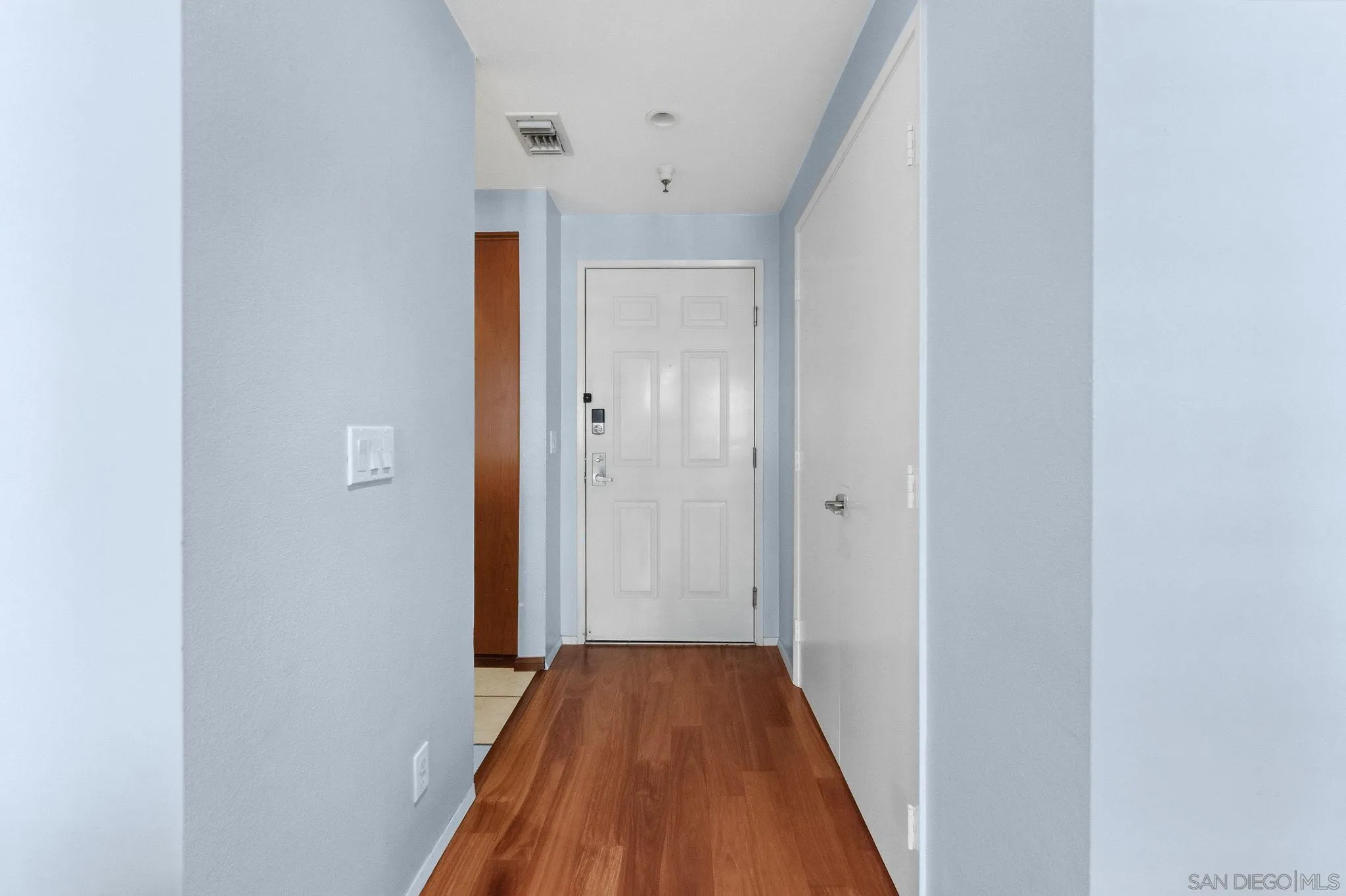 https://cdn.realtyfeed.com/cdn/127/260002909/3d7e1306549322e1ed03e36978b9306b.webp