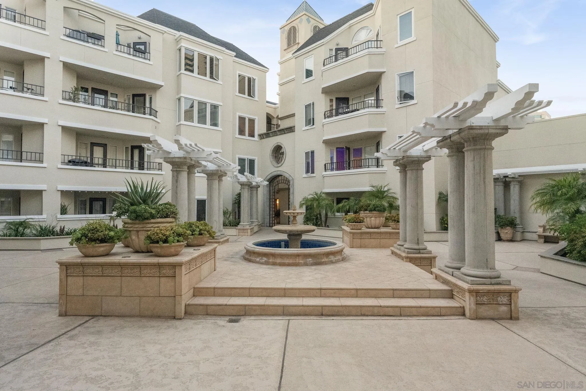 https://cdn.realtyfeed.com/cdn/127/260002909/9fe9f315c5cd8308f06840ed59117abf.webp