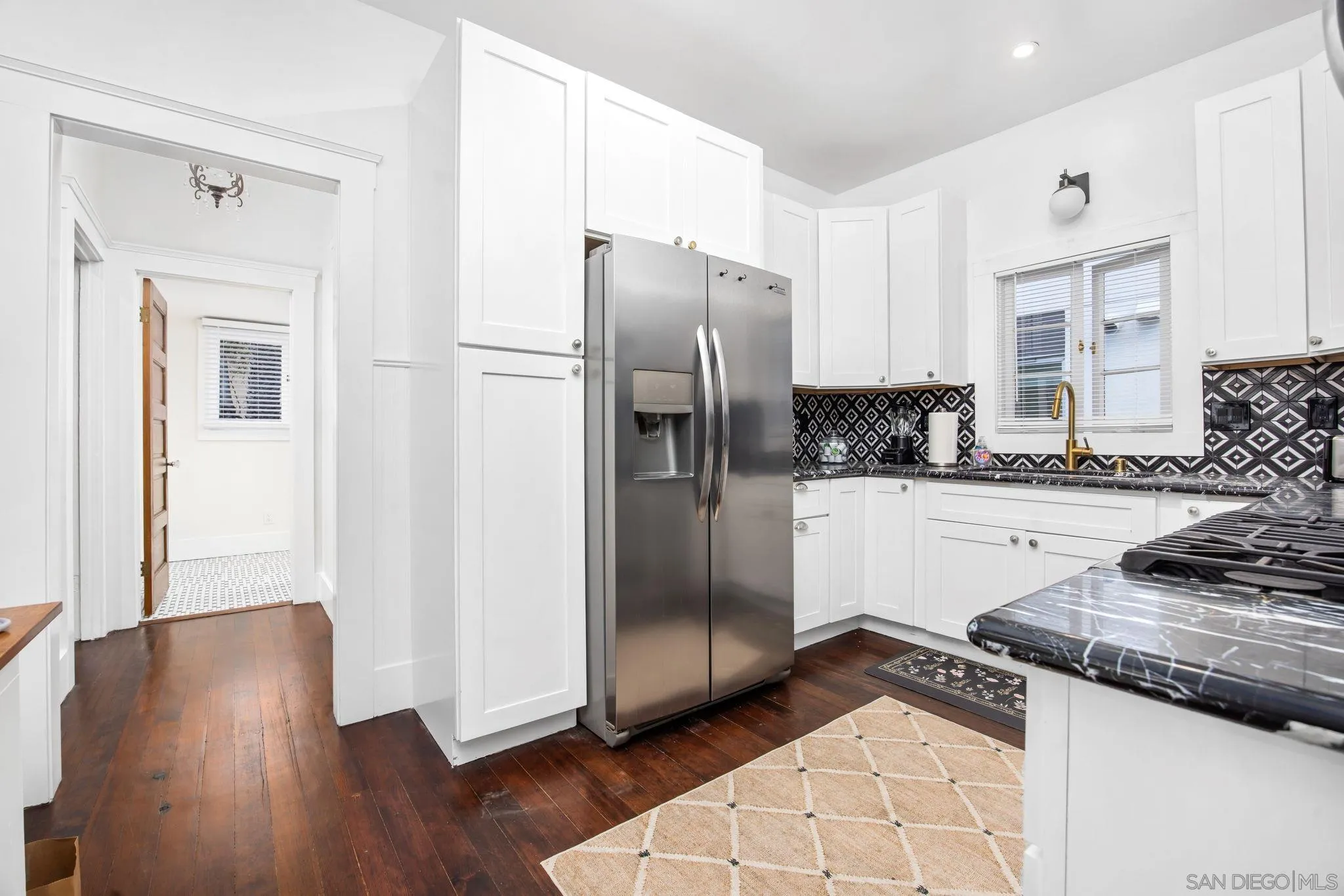https://cdn.realtyfeed.com/cdn/127/260002914/be5e8c7238e3078023e5dd23bf6c15d4.webp