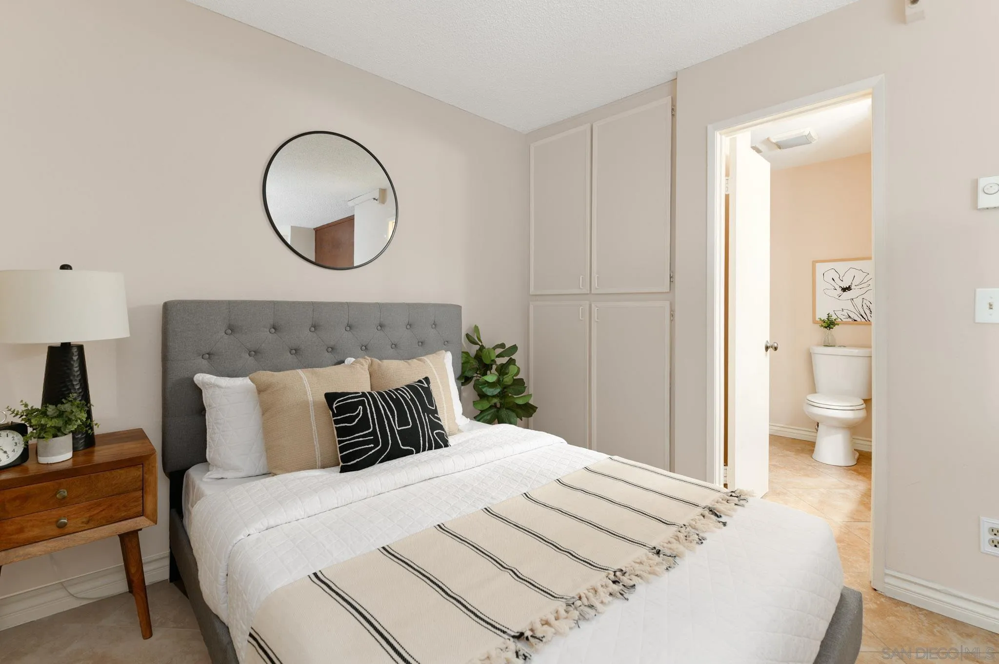 Photo #16: 260002917 Listing: Photo #16