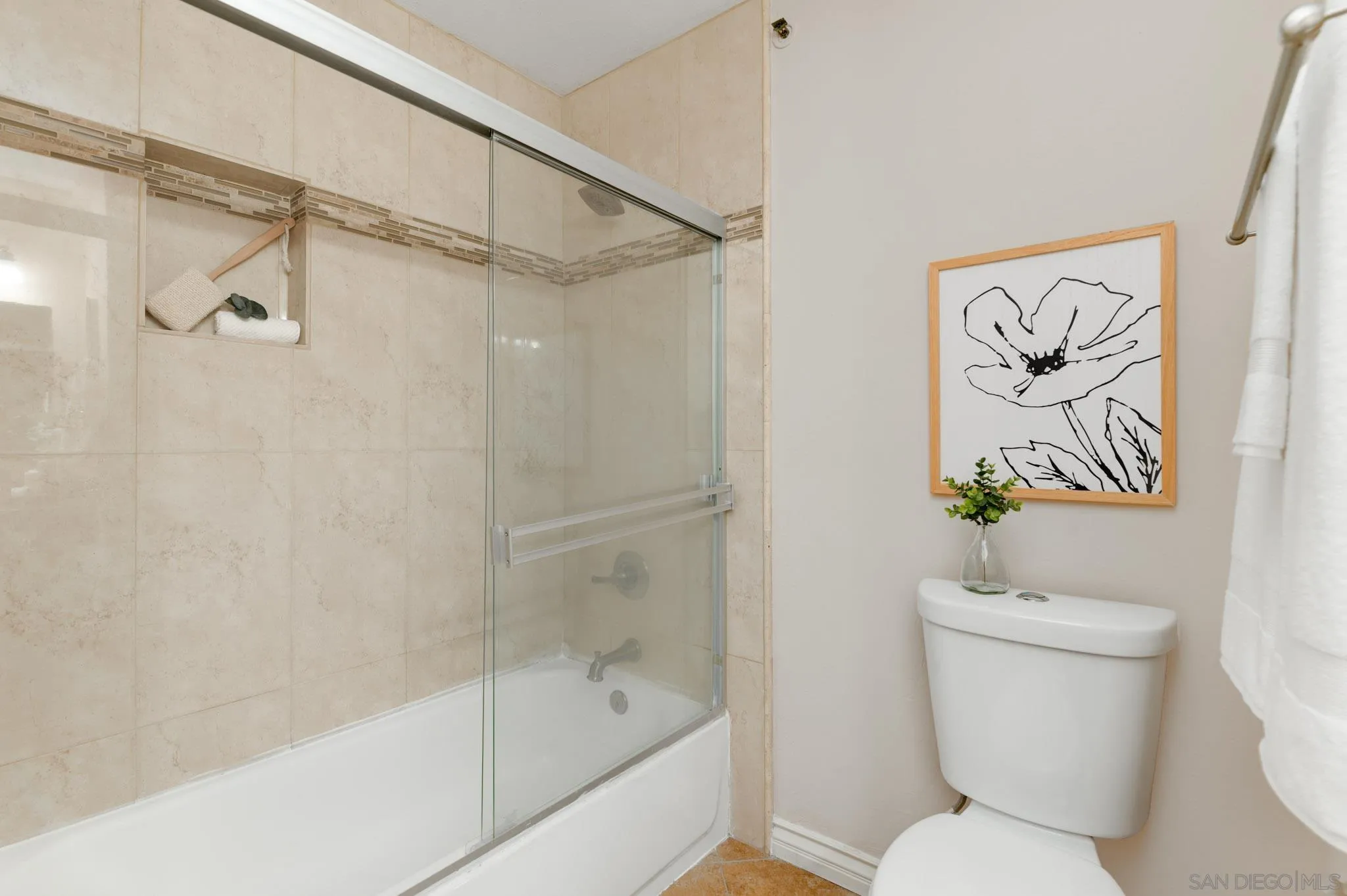 Photo #19: 260002917 Listing: Photo #19