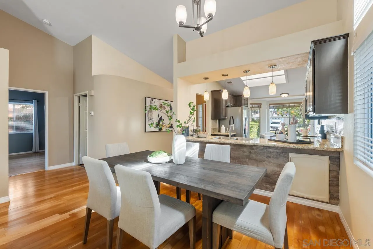 https://cdn.realtyfeed.com/cdn/127/260002925/3059c6b7111d569391b1a994954d4d2c.webp