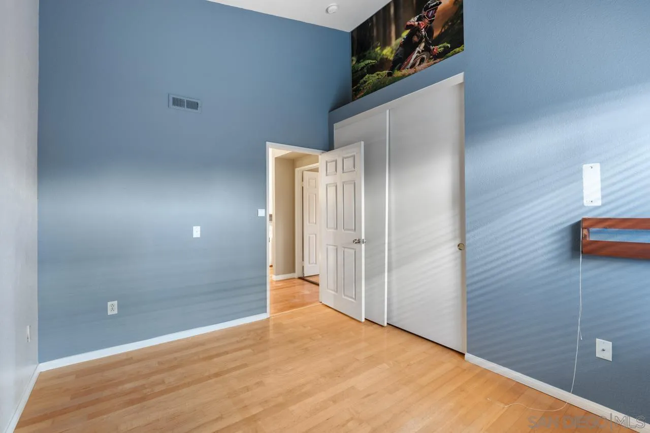 https://cdn.realtyfeed.com/cdn/127/260002925/f8360d878b53b1386720db78c63336dc.webp