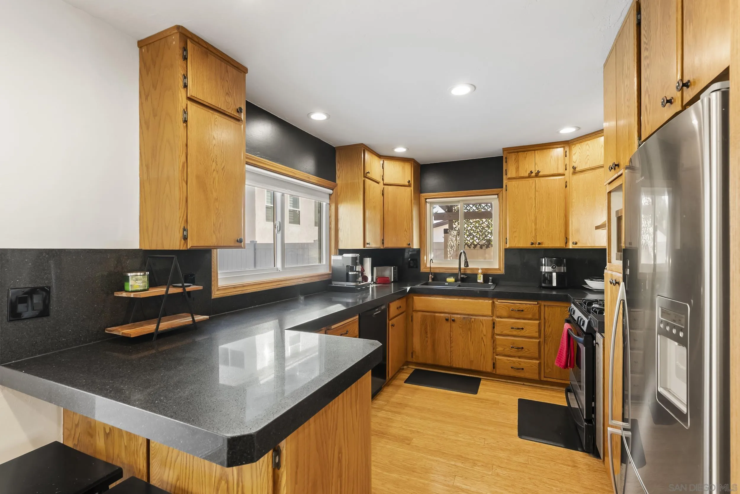 https://cdn.realtyfeed.com/cdn/127/260002930/74c36fa89087c68e6927064a05a48b6a.webp