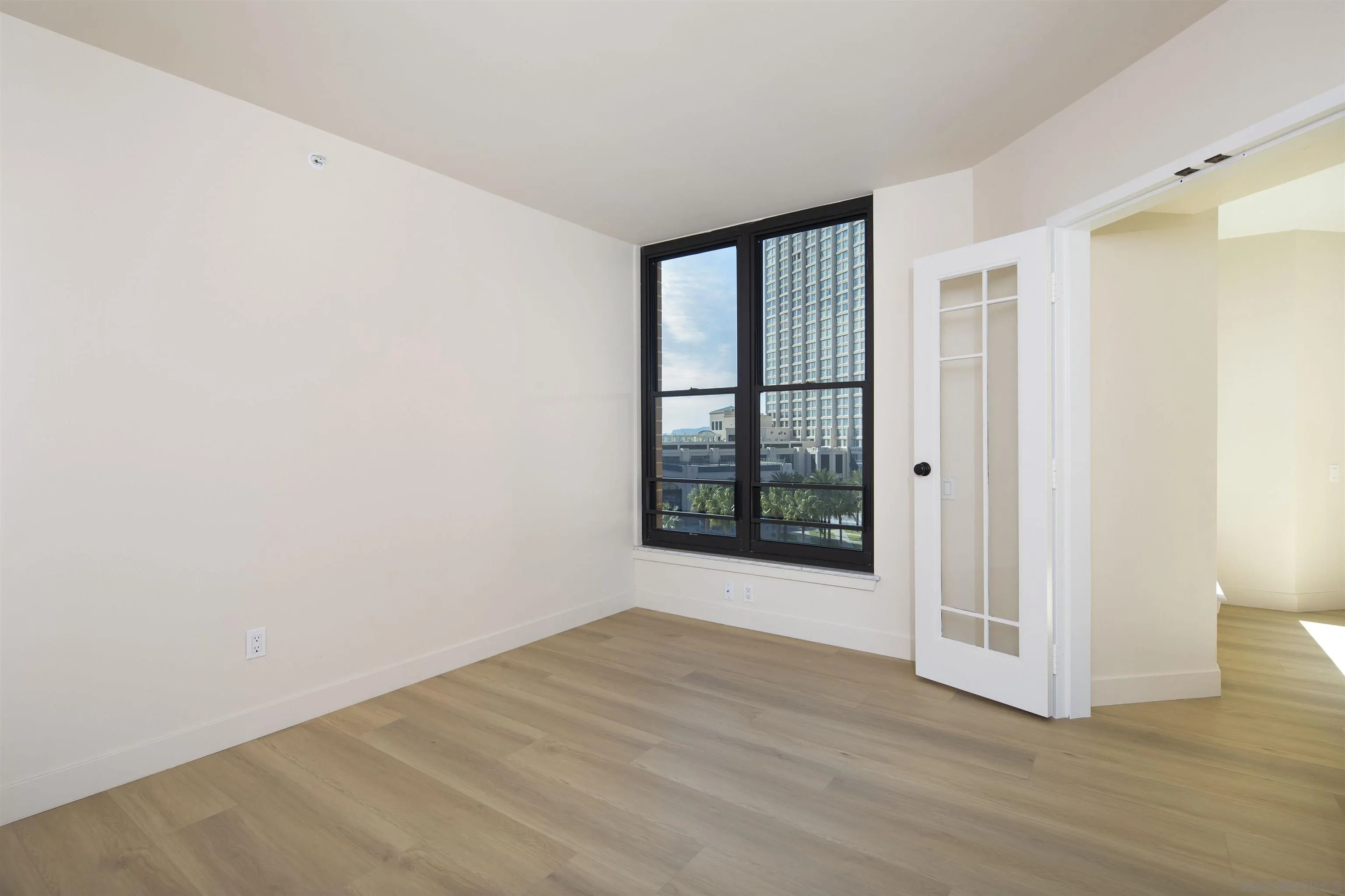 Photo #32: 260002931 Listing: Photo #32