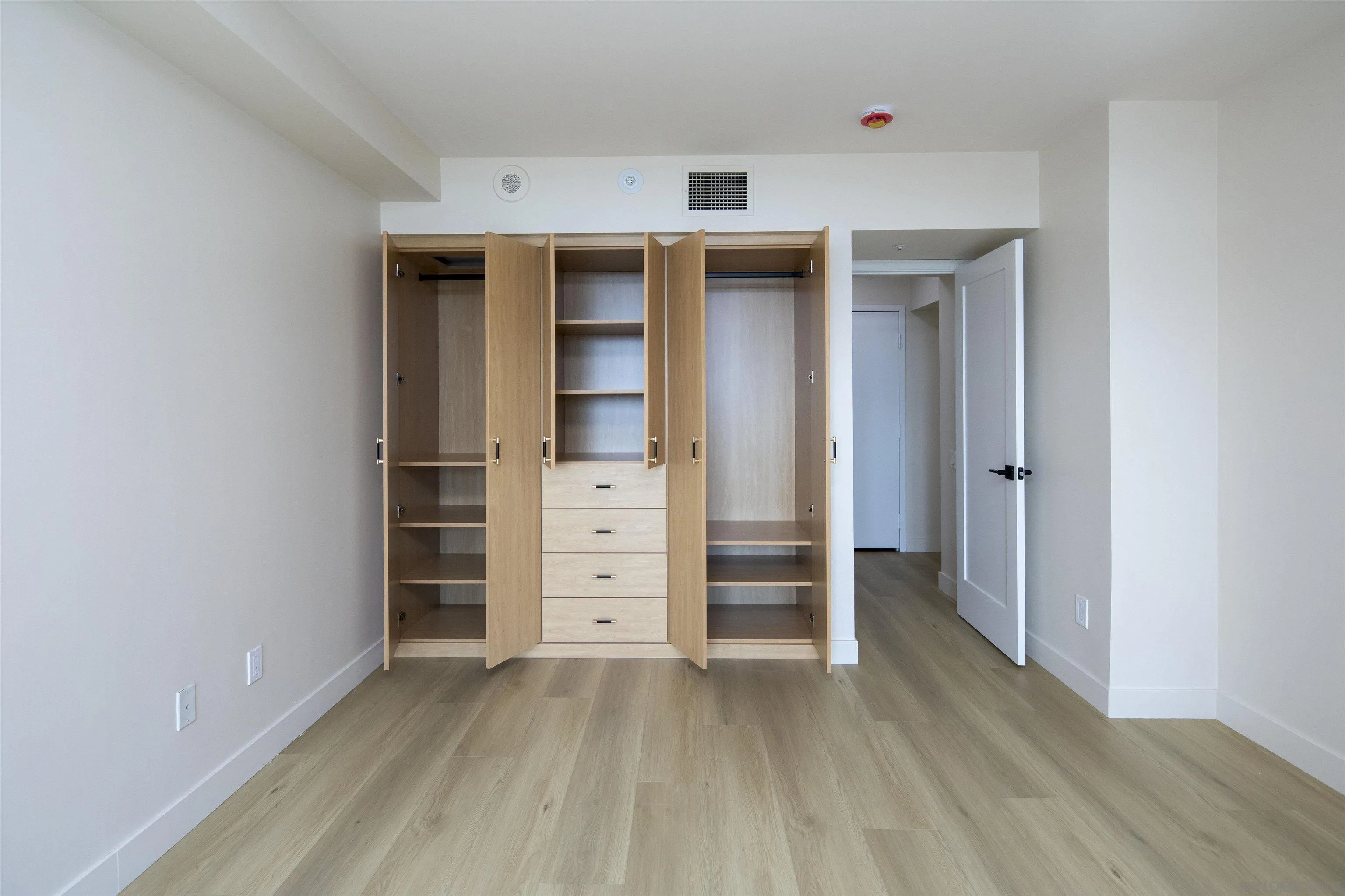 Photo #39: 260002931 Listing: Photo #39