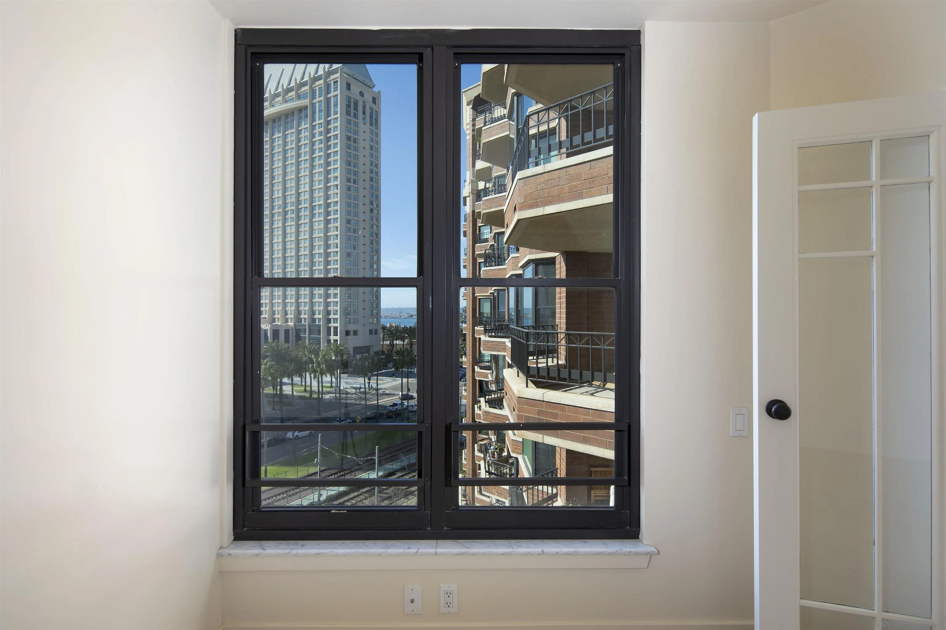 Photo #33: 260002931 Listing: Photo #33