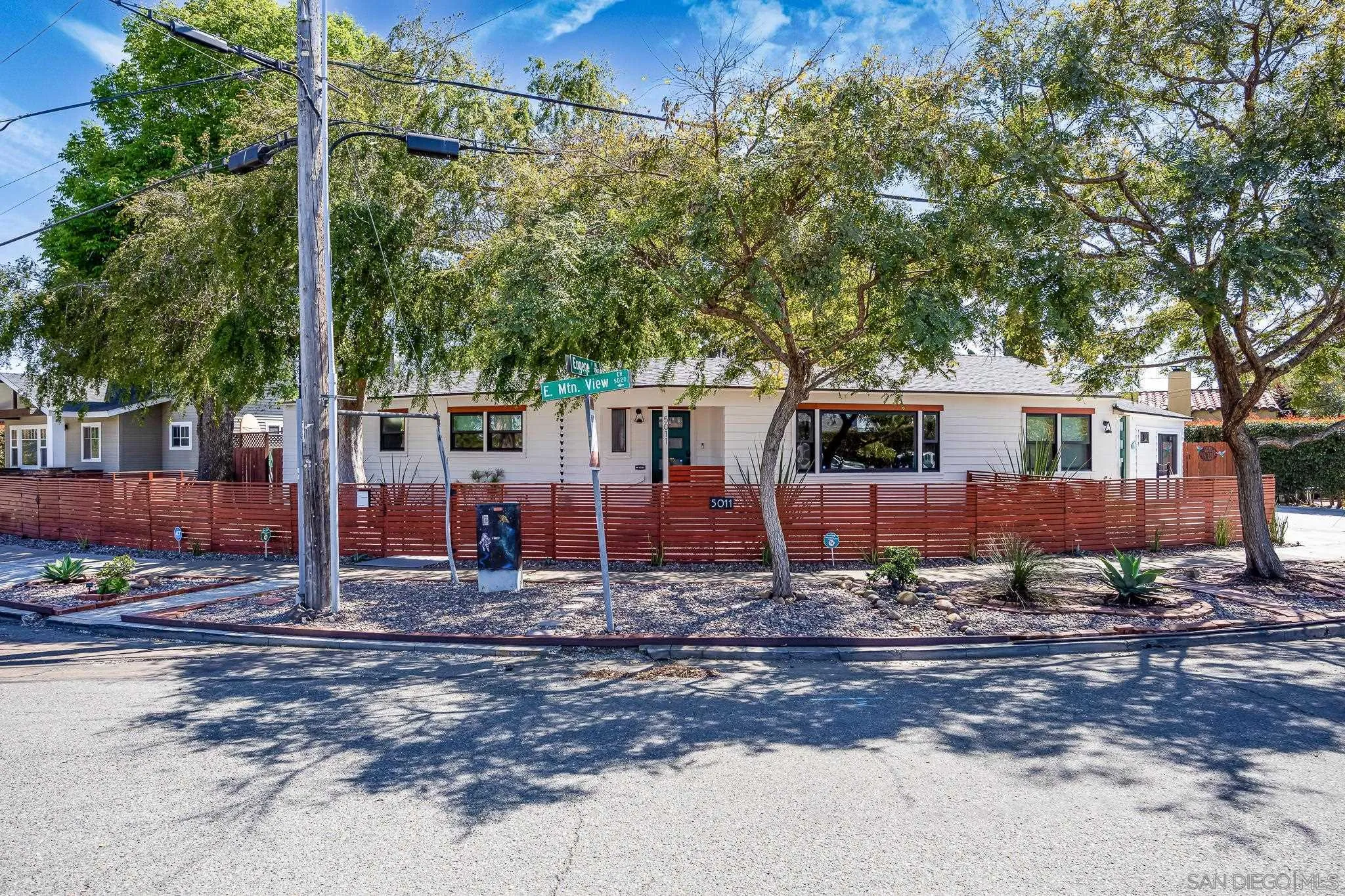 https://cdn.realtyfeed.com/cdn/127/260002932/a384ded4ac18e14f026c370b86d74595.webp