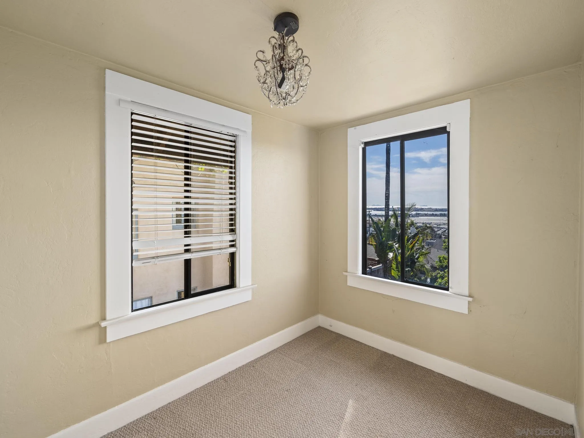 https://cdn.realtyfeed.com/cdn/127/260002934/dc46fff7c9d635552a75747daa10175d.webp