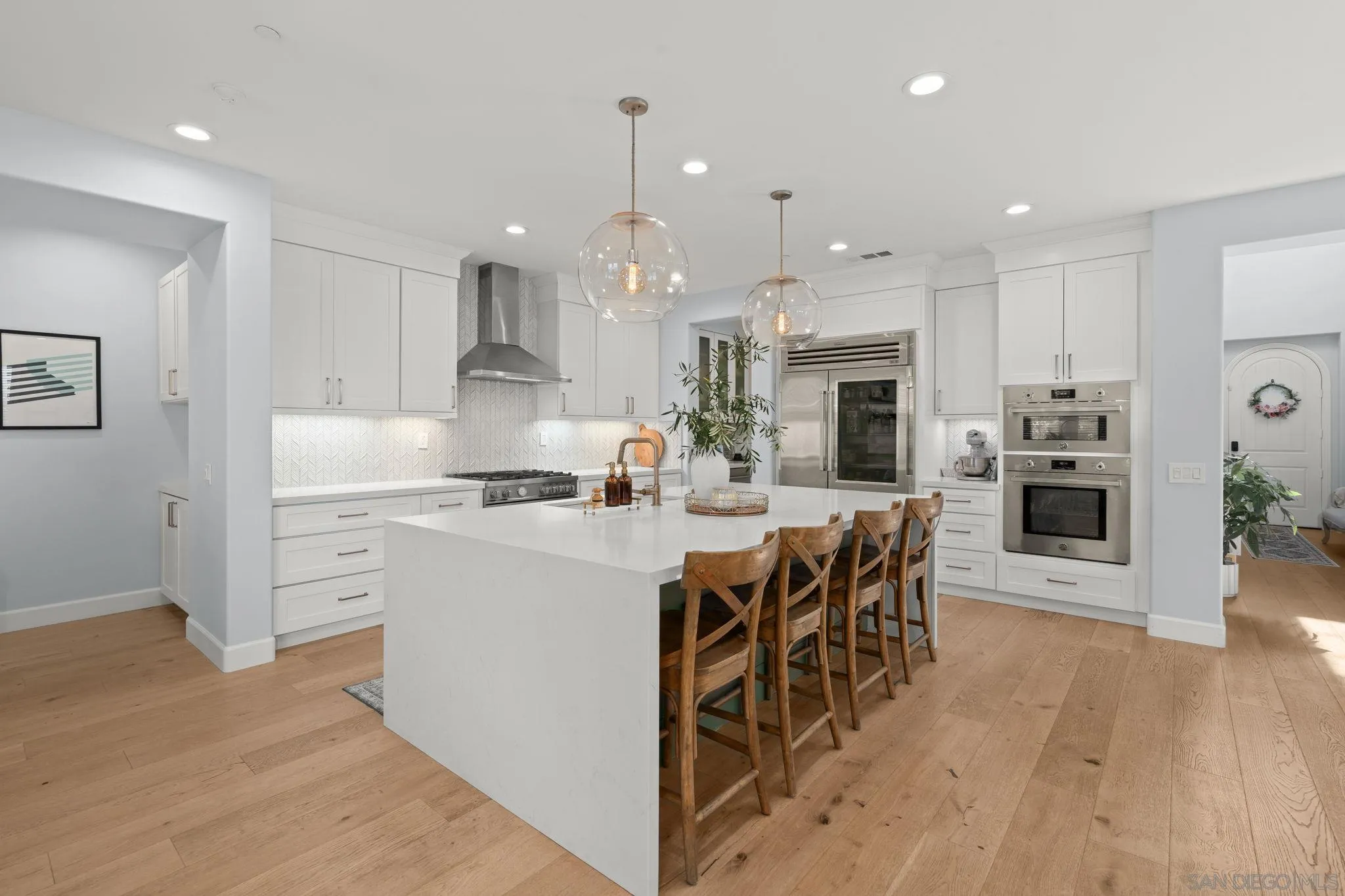 https://cdn.realtyfeed.com/cdn/127/260002935/7f2077ae623757a074a08cdb16d66468.webp