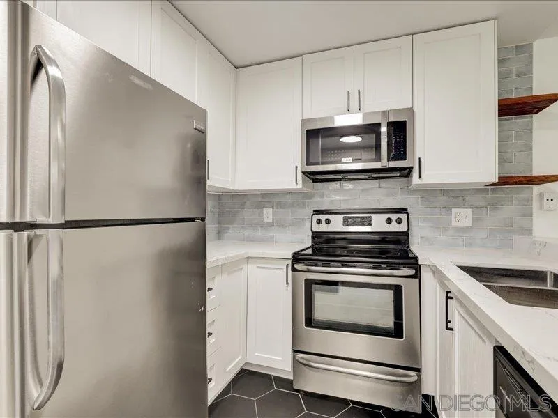 Photo #12: 260002936 Listing: Photo #12