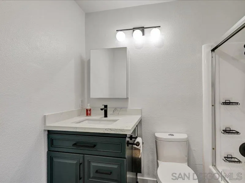 Photo #16: 260002936 Listing: Photo #16