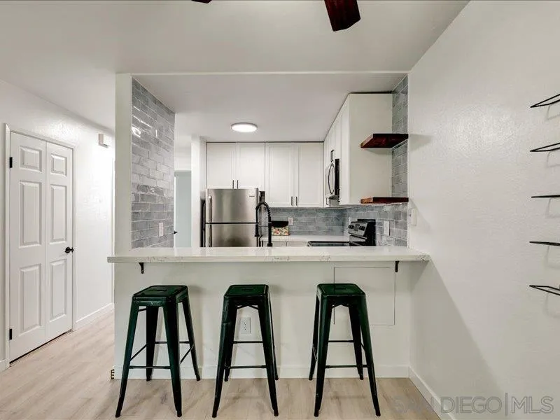 Photo #9: 260002936 Listing: Photo #9