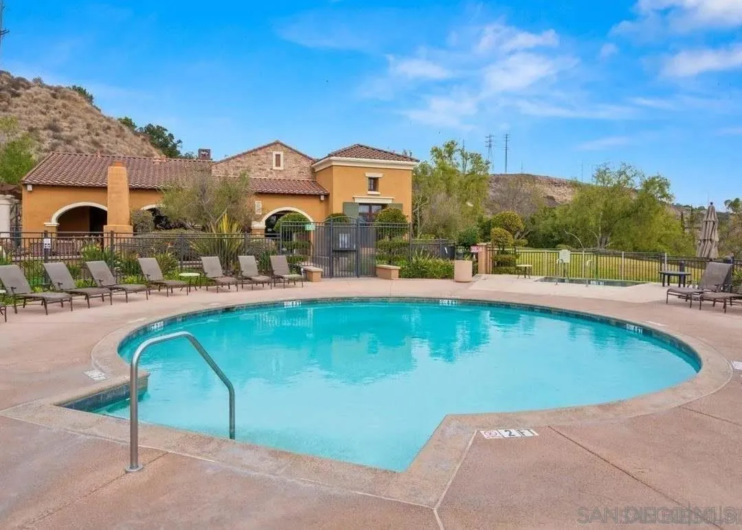 Photo #34: 260002942 Listing: Photo #34