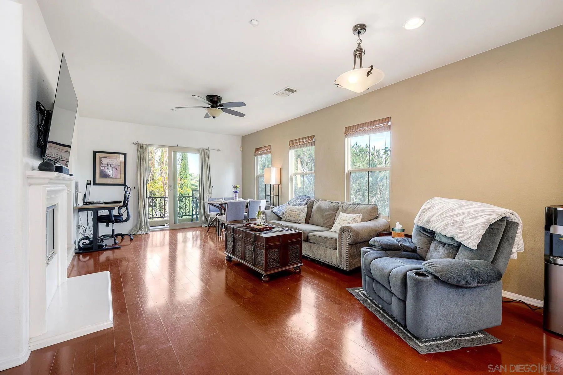 Photo #8: 260002942 Listing: Photo #8