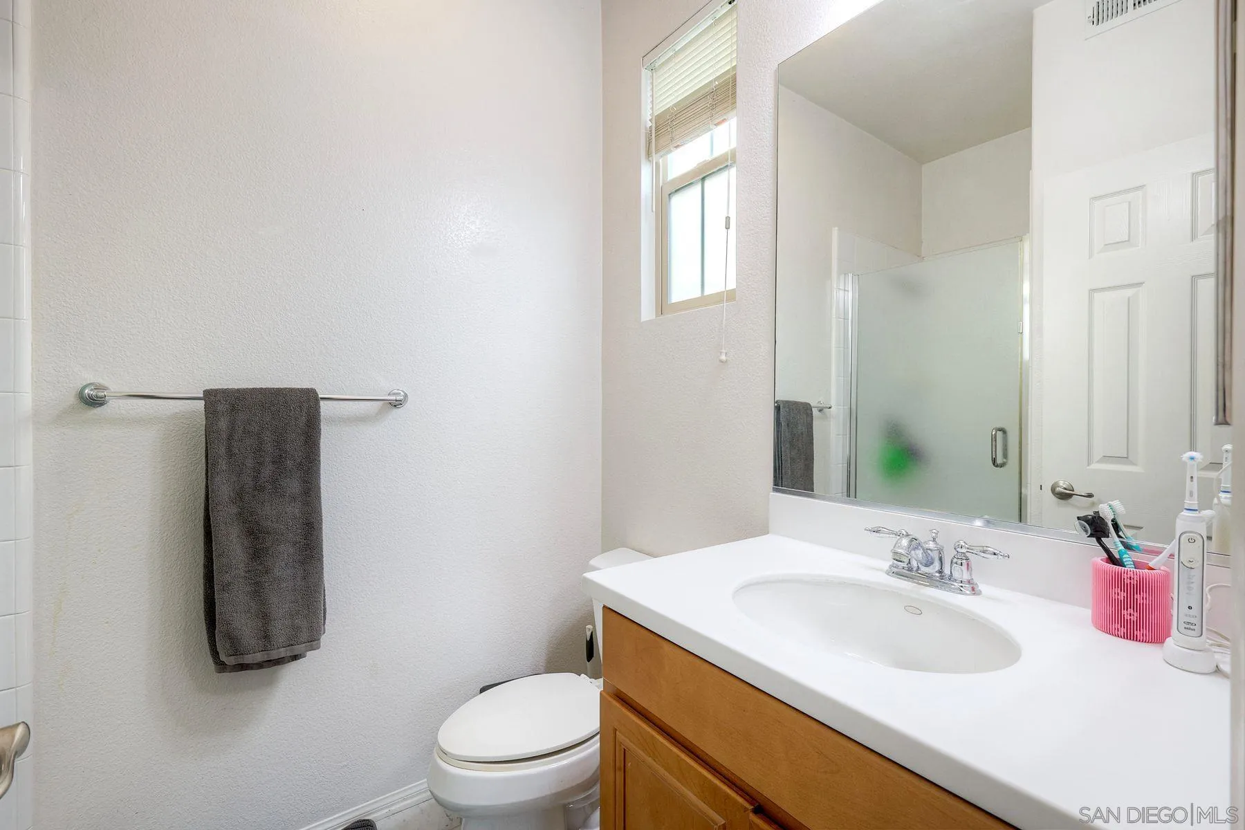 Photo #9: 260002942 Listing: Photo #9