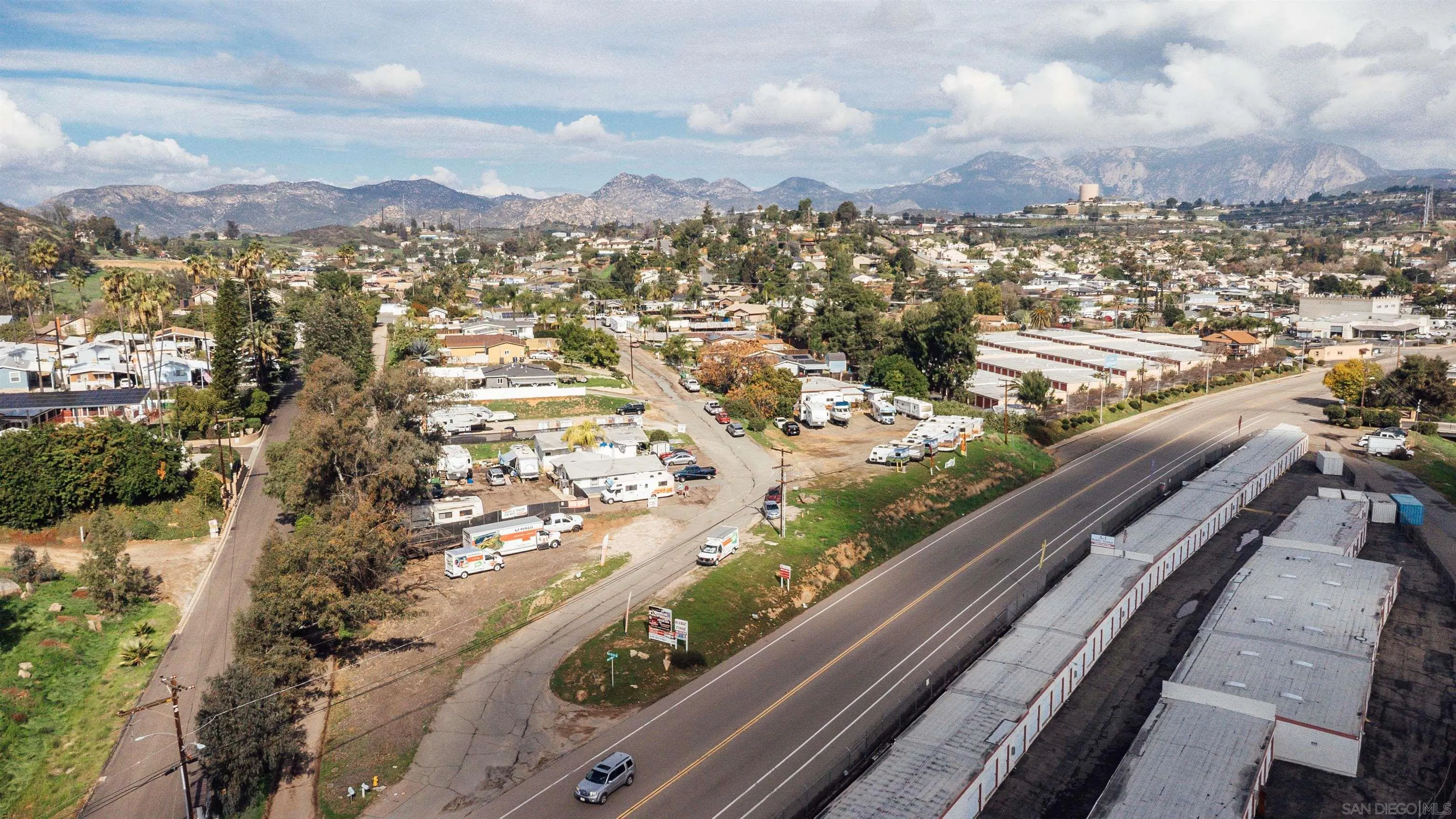 13606 Hwy 8 Business, Lakeside, CA, 92040