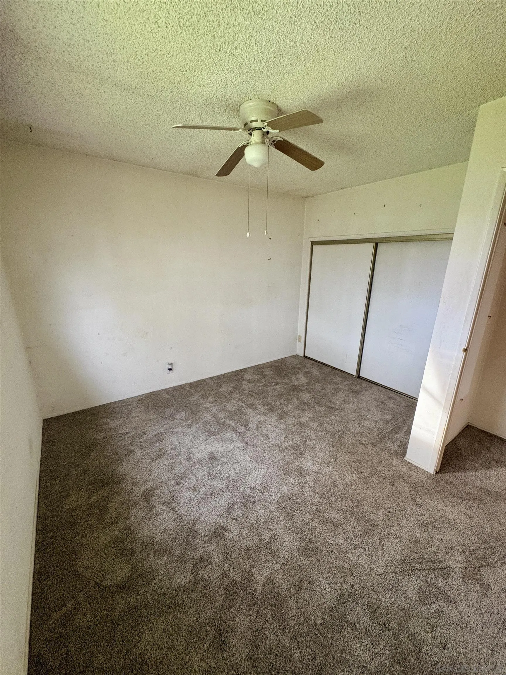 https://cdn.realtyfeed.com/cdn/127/260002946/584274507c3b73a283a5ff5384e4a51b.webp