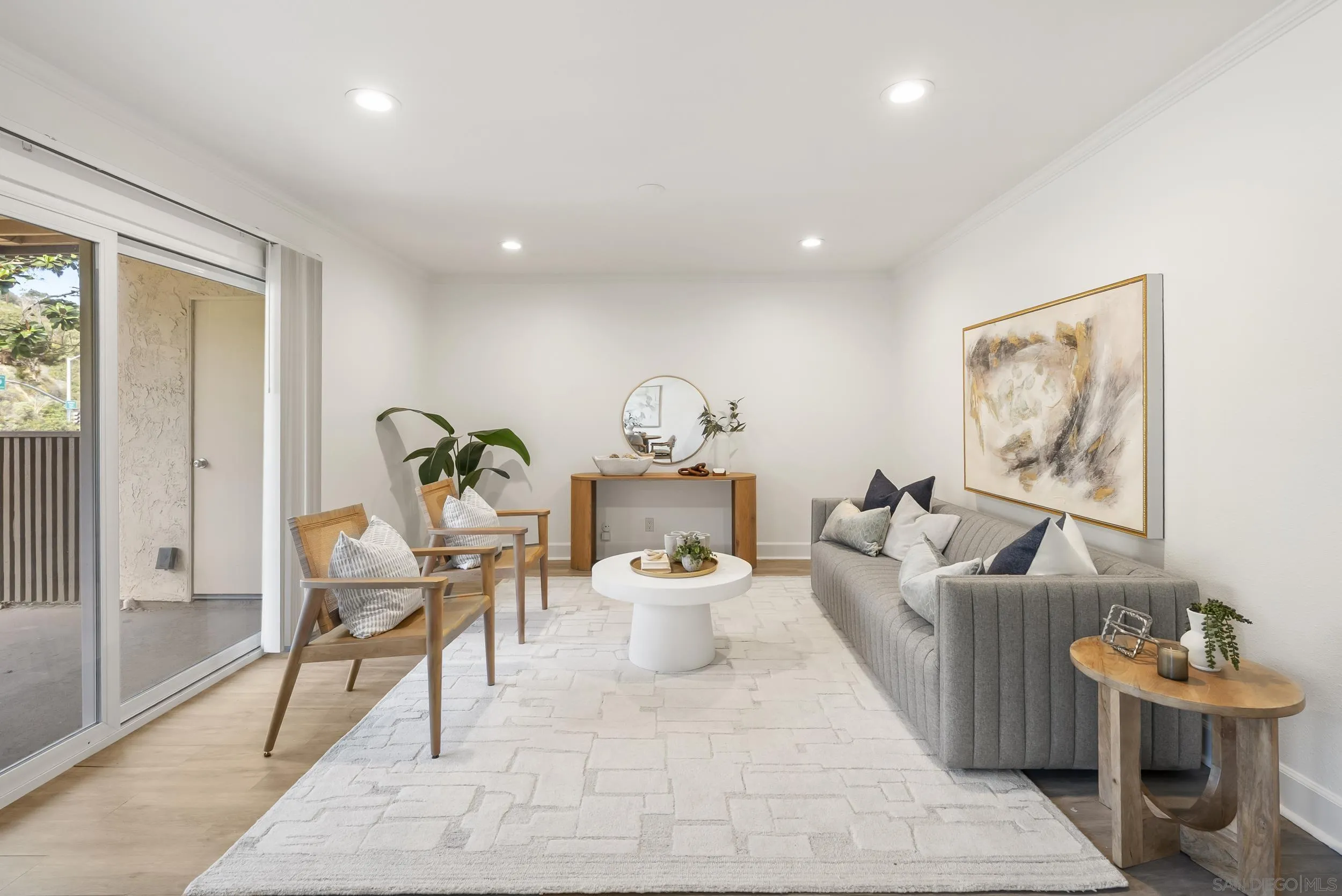 https://cdn.realtyfeed.com/cdn/127/260002947/10053c1053f31d536960905dd570e016.webp