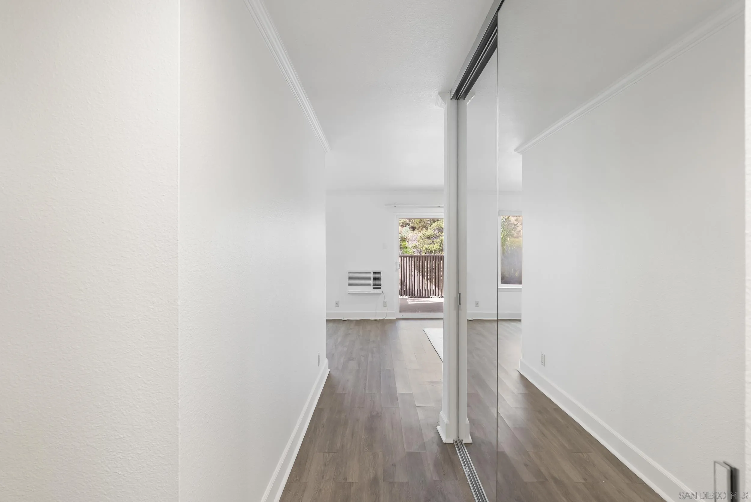 https://cdn.realtyfeed.com/cdn/127/260002947/7f66ed61afc603db72a88e173b22434f.webp