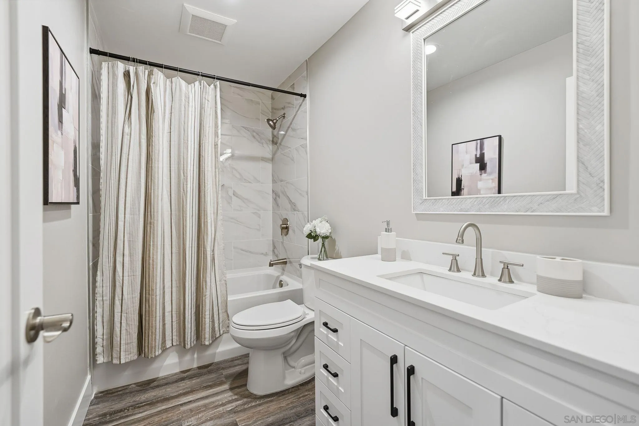 https://cdn.realtyfeed.com/cdn/127/260002949/22c107165b22296961ef600122483f54.webp