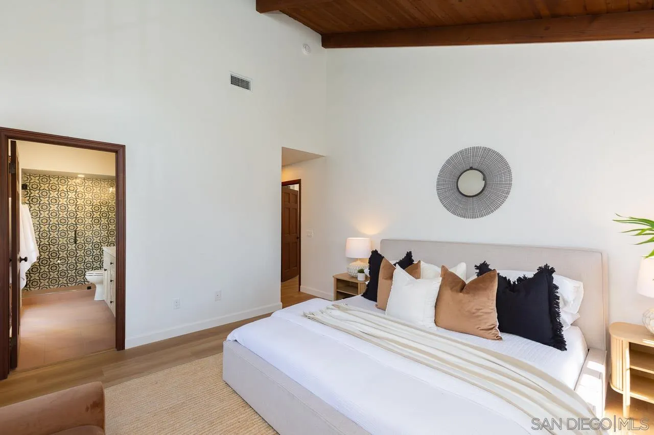 https://cdn.realtyfeed.com/cdn/127/260002951/14a18df66760db1ef6c8330afa8f188c.webp