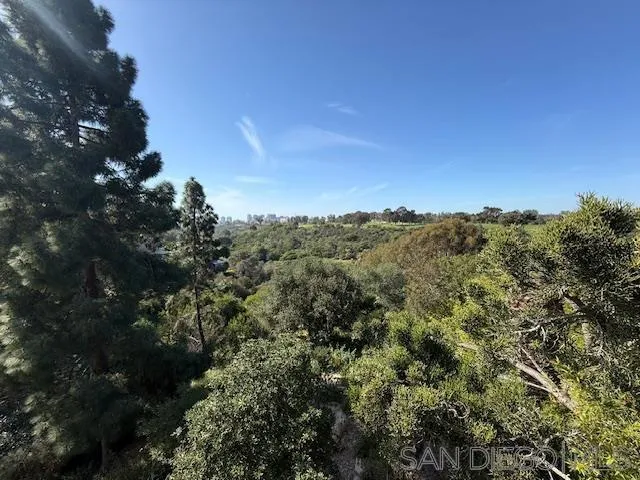 https://cdn.realtyfeed.com/cdn/127/260002952/a069874bd577f99e5ca0395572700553.webp