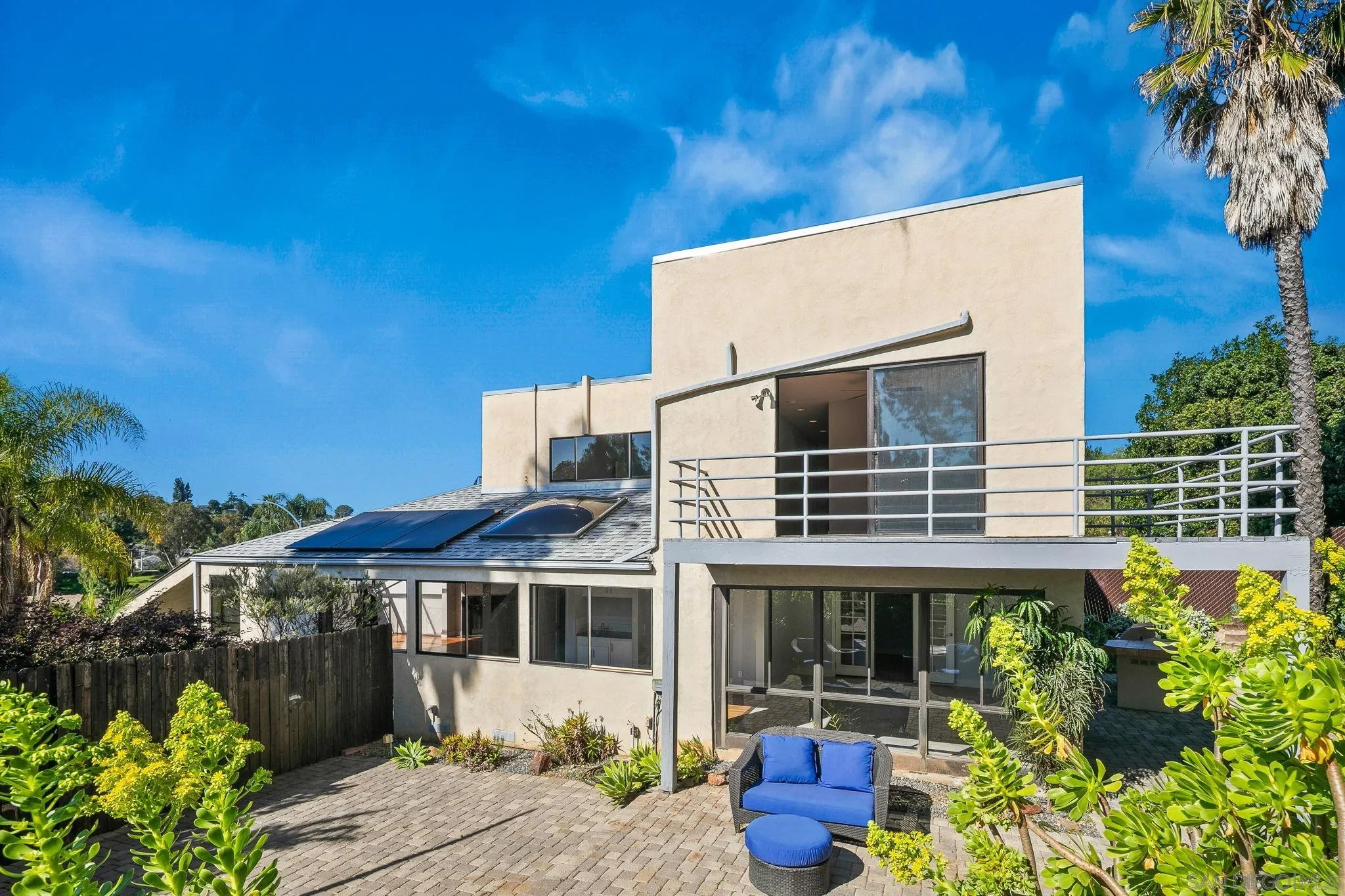 https://cdn.realtyfeed.com/cdn/127/260002953/1c26f10582429a782542b57c11b9f85f.webp