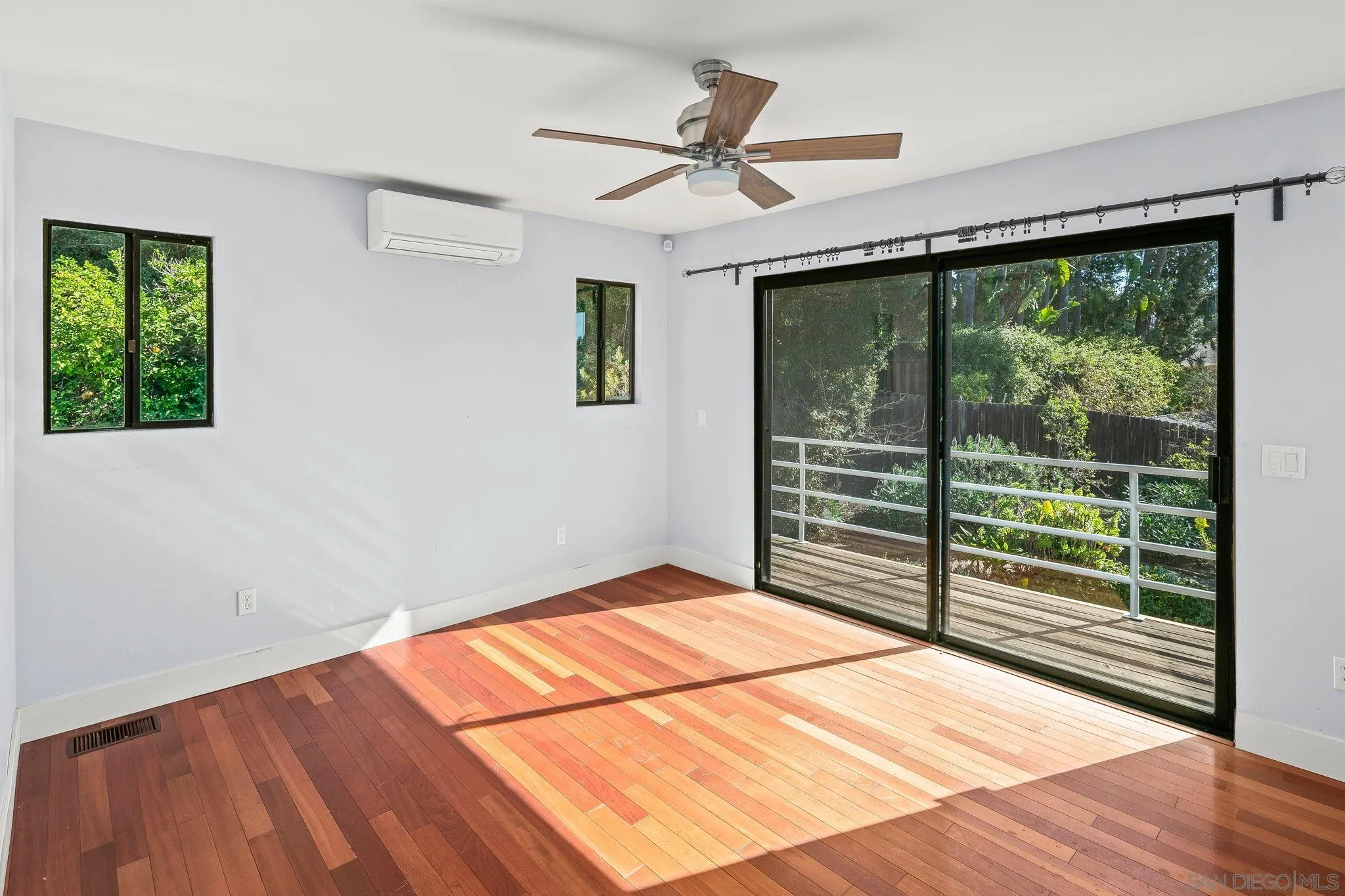 https://cdn.realtyfeed.com/cdn/127/260002953/37754d1e646892b91e5d9bff1353db10.webp