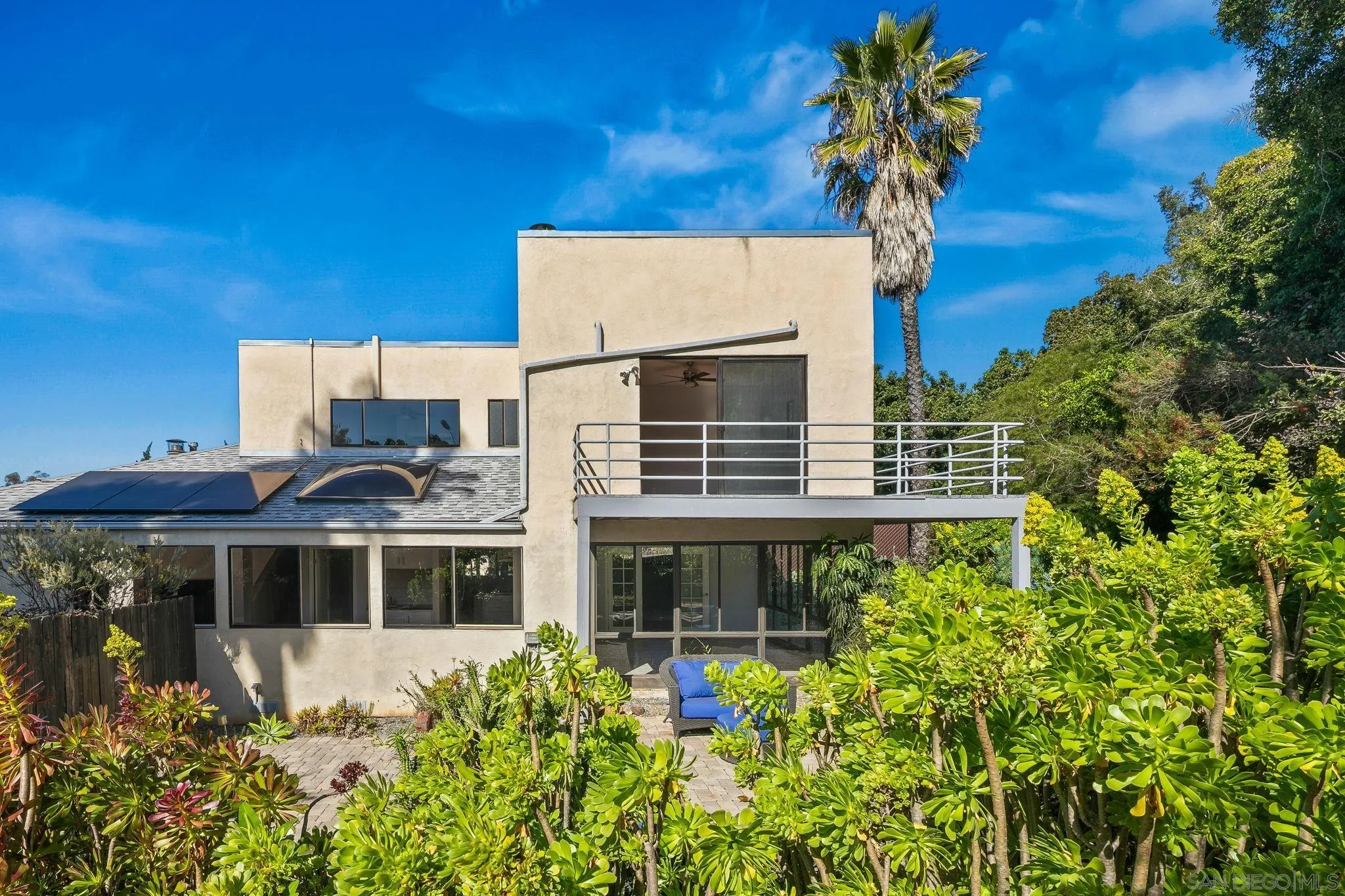 https://cdn.realtyfeed.com/cdn/127/260002953/b5c41330986e85c09b372fc849518703.webp