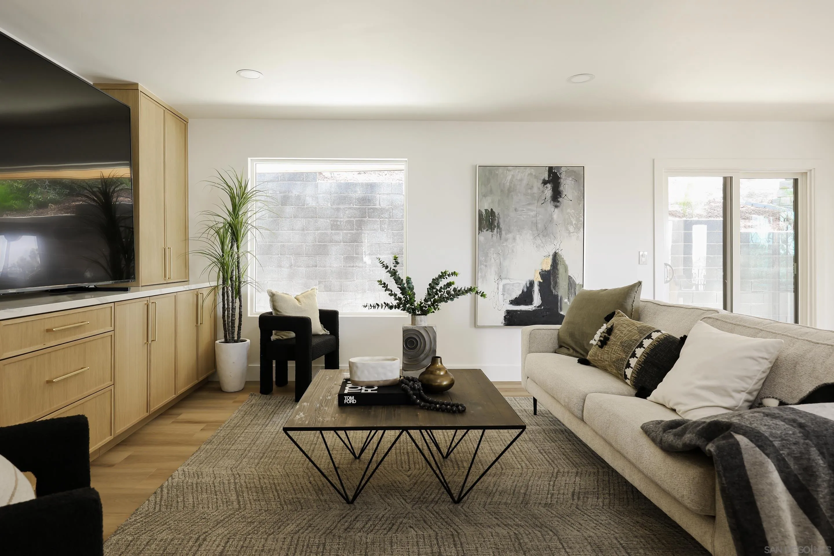 https://cdn.realtyfeed.com/cdn/127/260002954/17570192a6e79ec458ae3299ff60e73b.webp