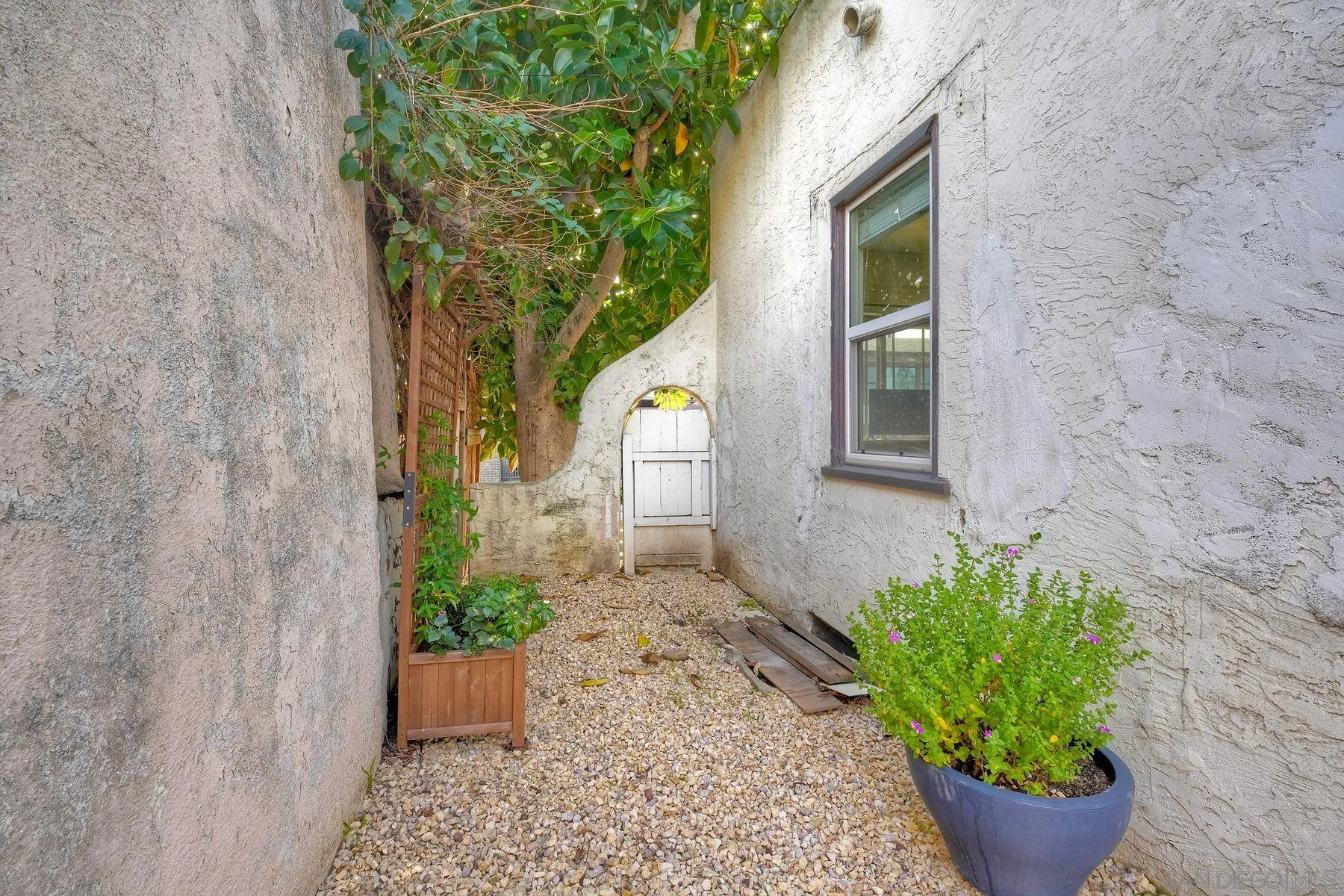 https://cdn.realtyfeed.com/cdn/127/260002959/b6ae197cc9ec1adec0c3e5cc3f61db34.webp