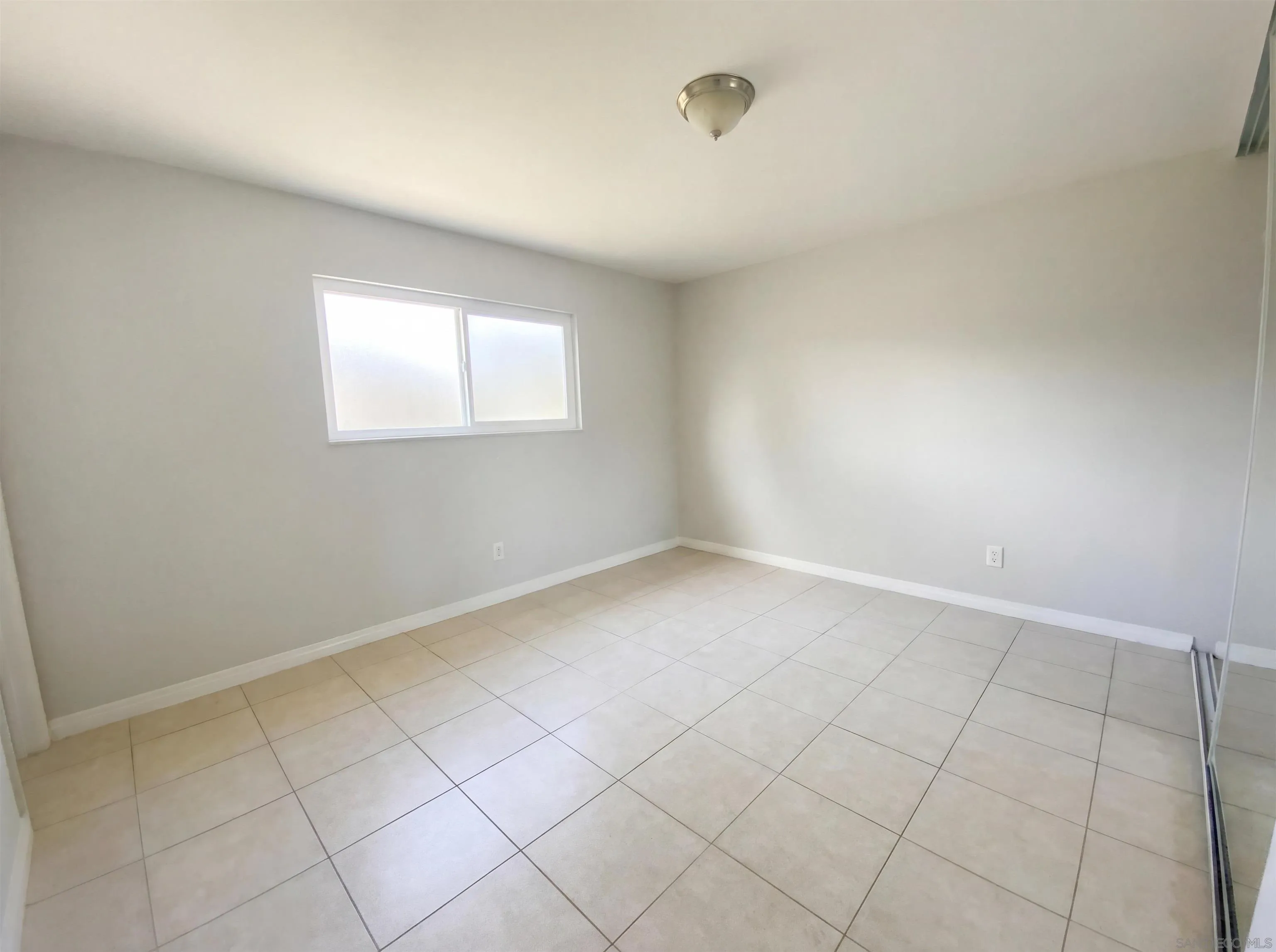 https://cdn.realtyfeed.com/cdn/127/260002974/e53dec25b5b2f2b5585cad56844f3897.webp