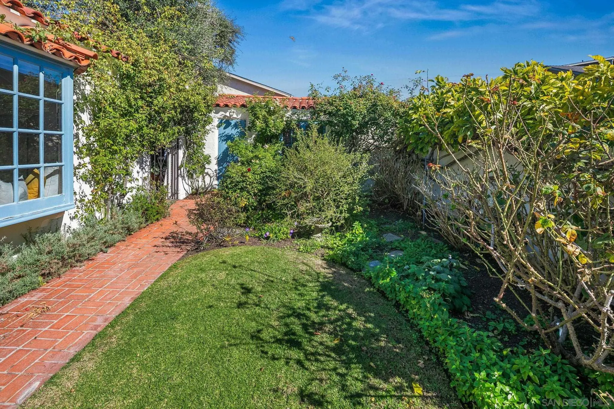 https://cdn.realtyfeed.com/cdn/127/260002975/2259a9d56d0e892293c25d5a49078050.webp