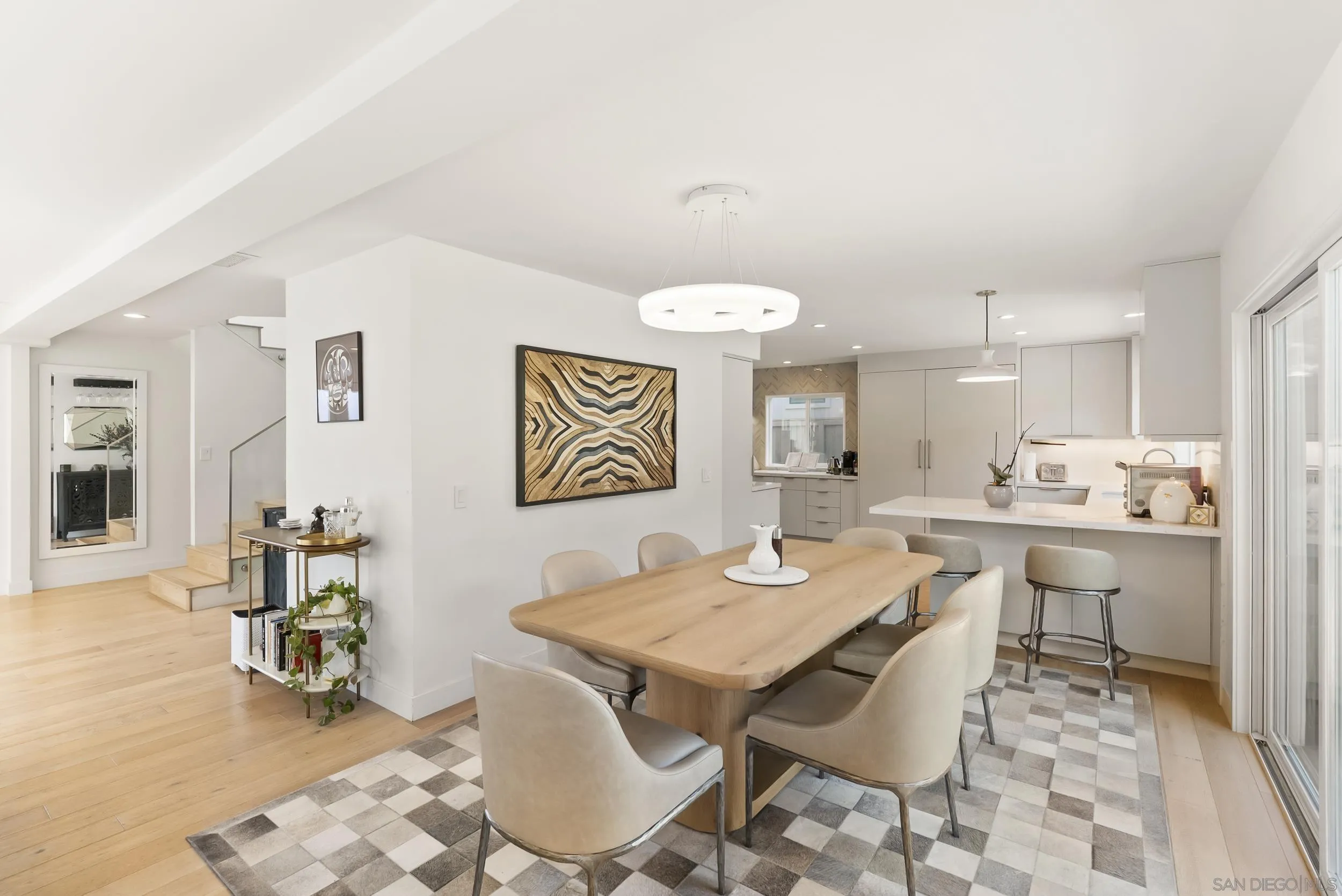 https://cdn.realtyfeed.com/cdn/127/260002978/1347cf246577fbacff20e213e8d88869.webp