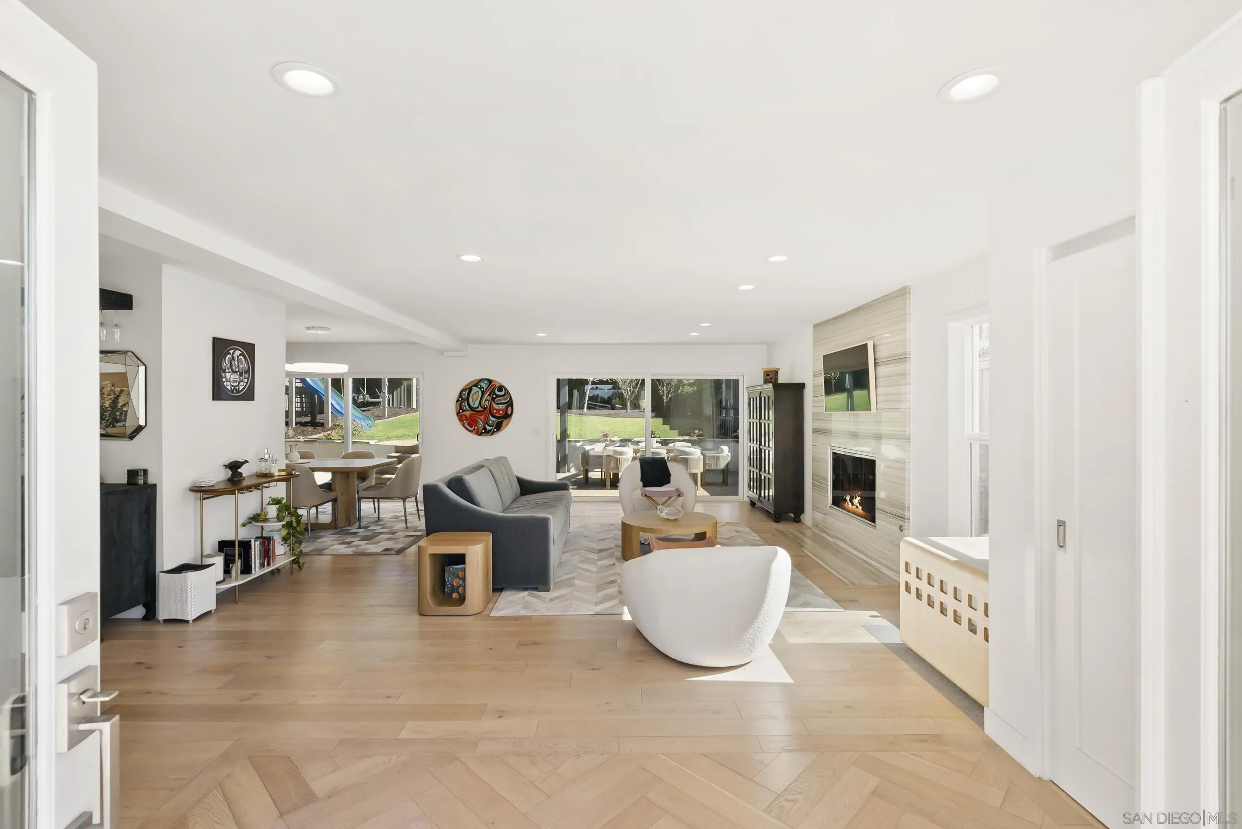 https://cdn.realtyfeed.com/cdn/127/260002978/4707471c547e03a45a42350a18e44a84.webp