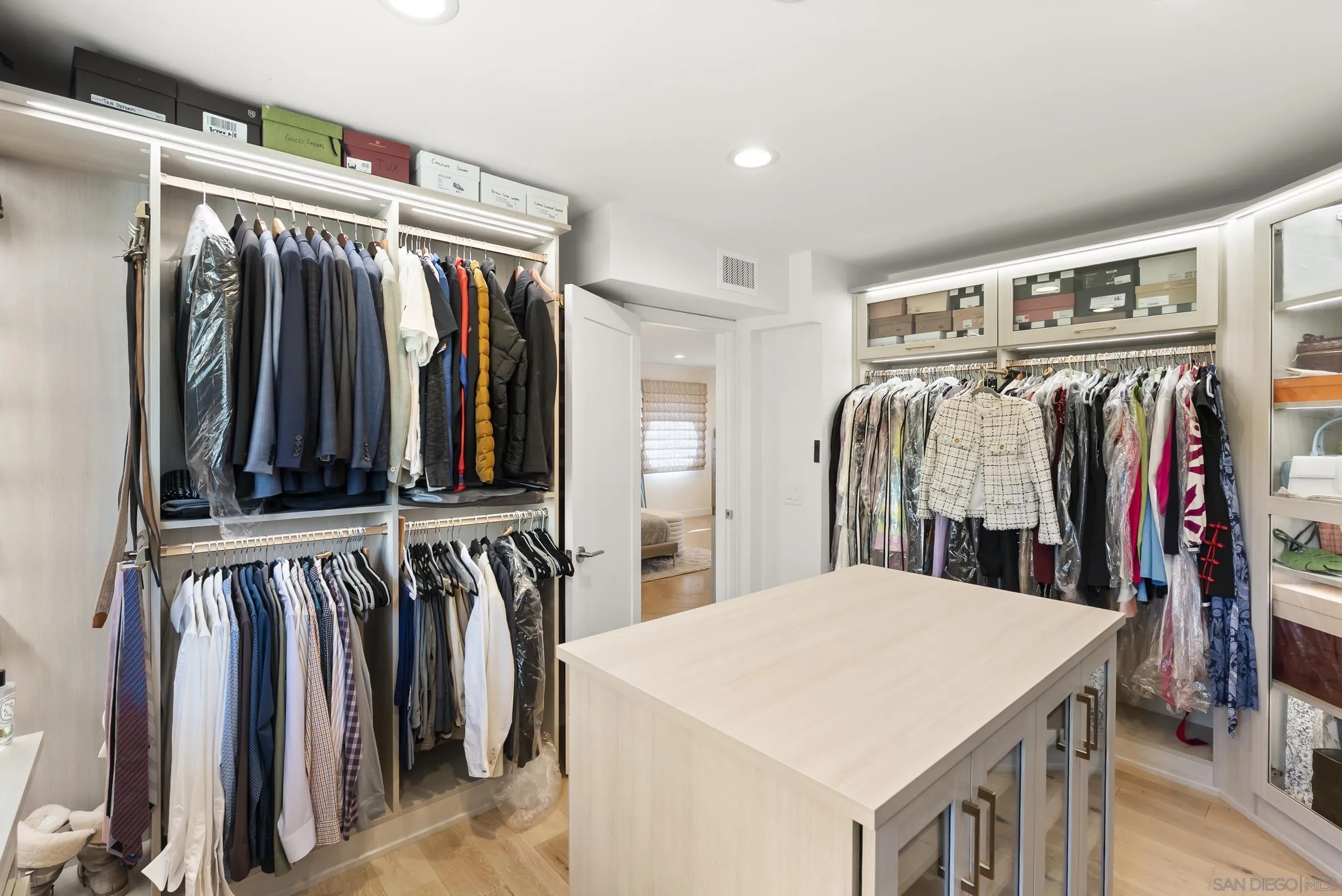 https://cdn.realtyfeed.com/cdn/127/260002978/4c0b7993c9bcad7937ffc43a07e0f203.webp