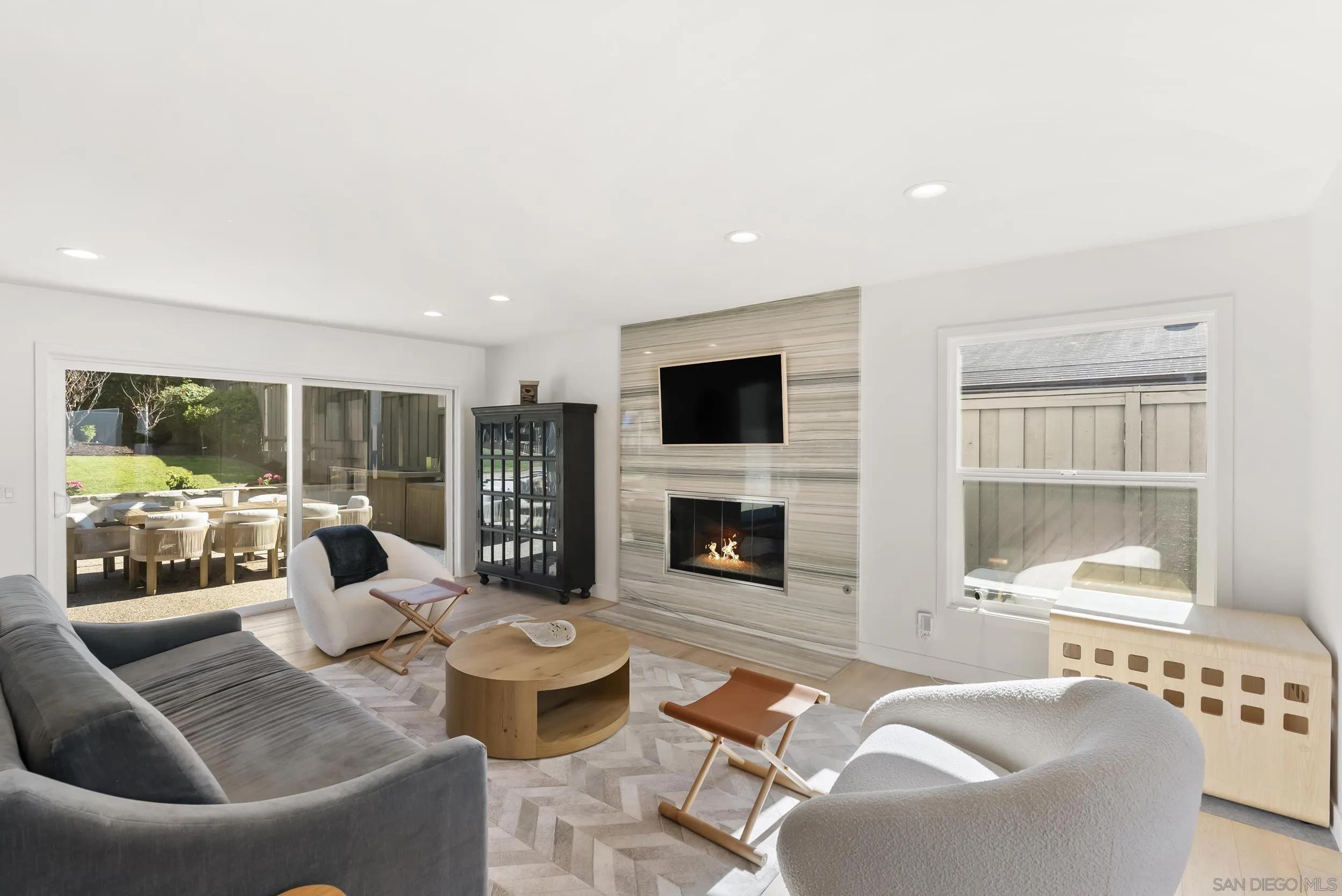 https://cdn.realtyfeed.com/cdn/127/260002978/529ea6ac52f53c7117c93f4c6234f668.webp