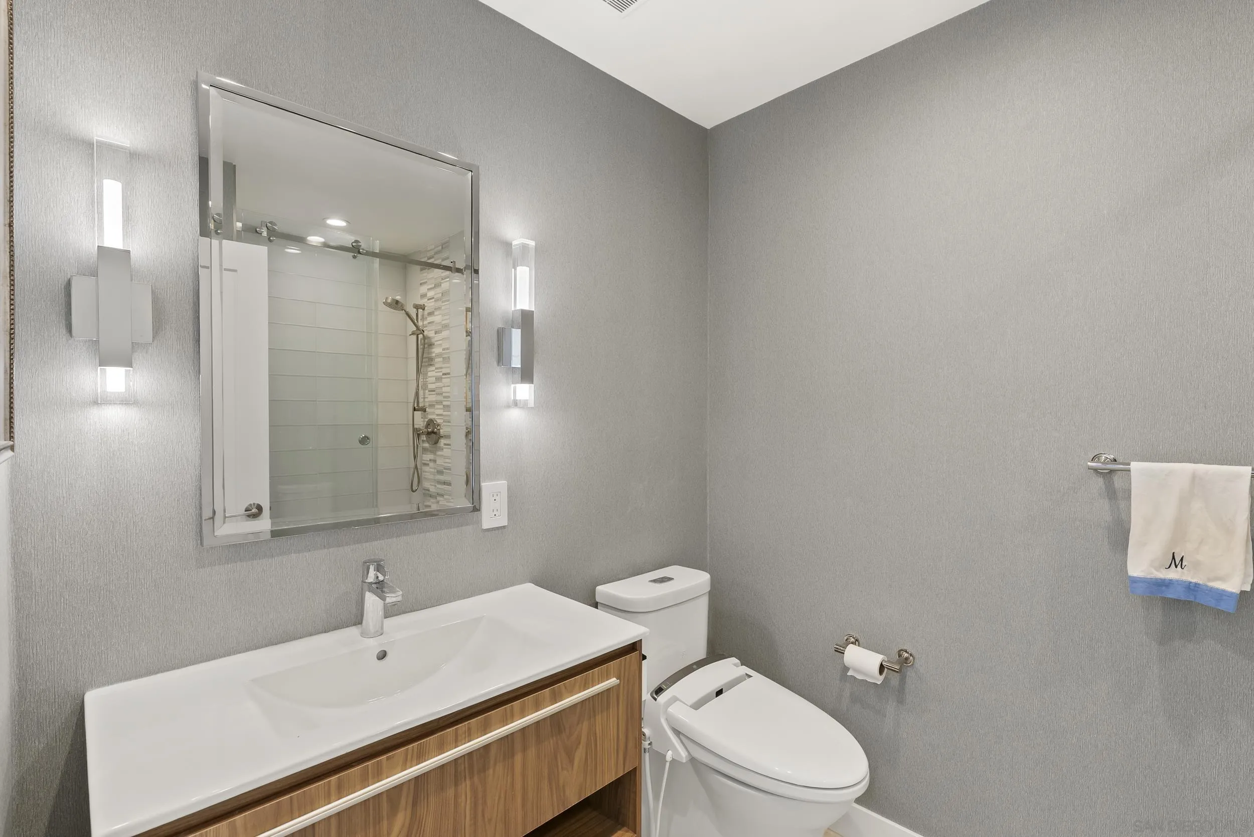 https://cdn.realtyfeed.com/cdn/127/260002978/c75563082b9c2e92b38655af505e8228.webp
