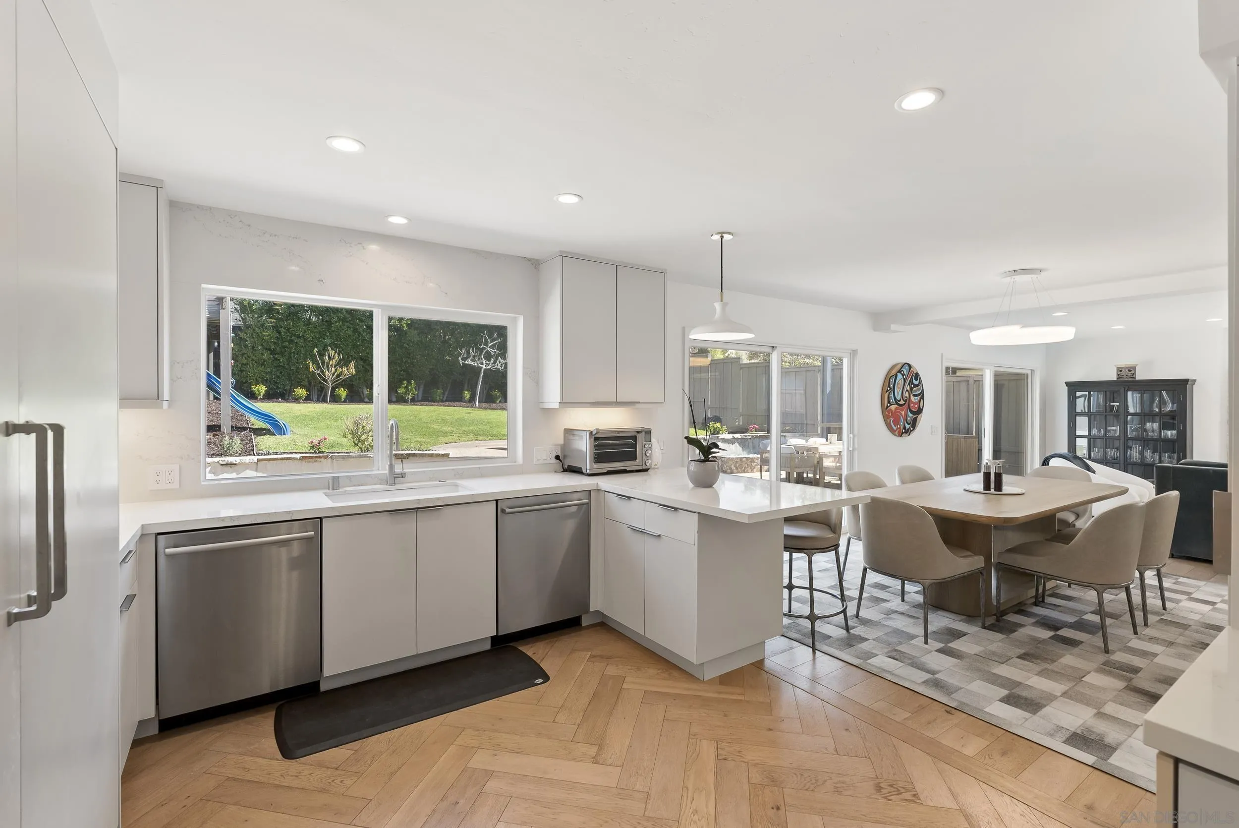 https://cdn.realtyfeed.com/cdn/127/260002978/d58a4085049ceec1caad499936fc24b0.webp