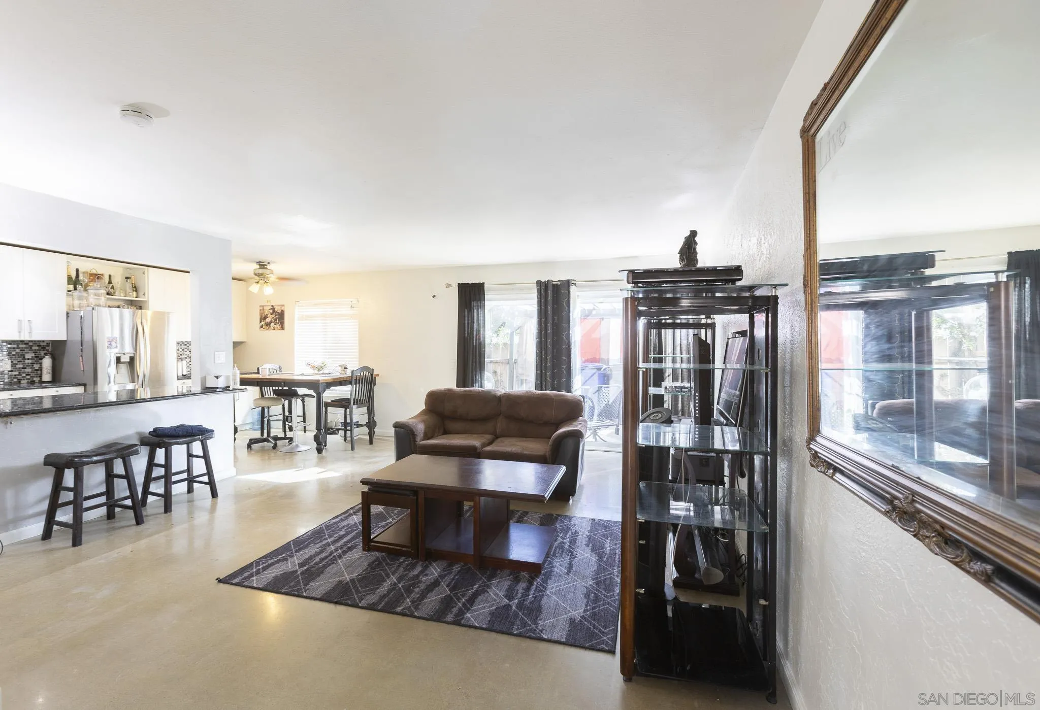 Photo #3: 260002980 Listing: Photo #3