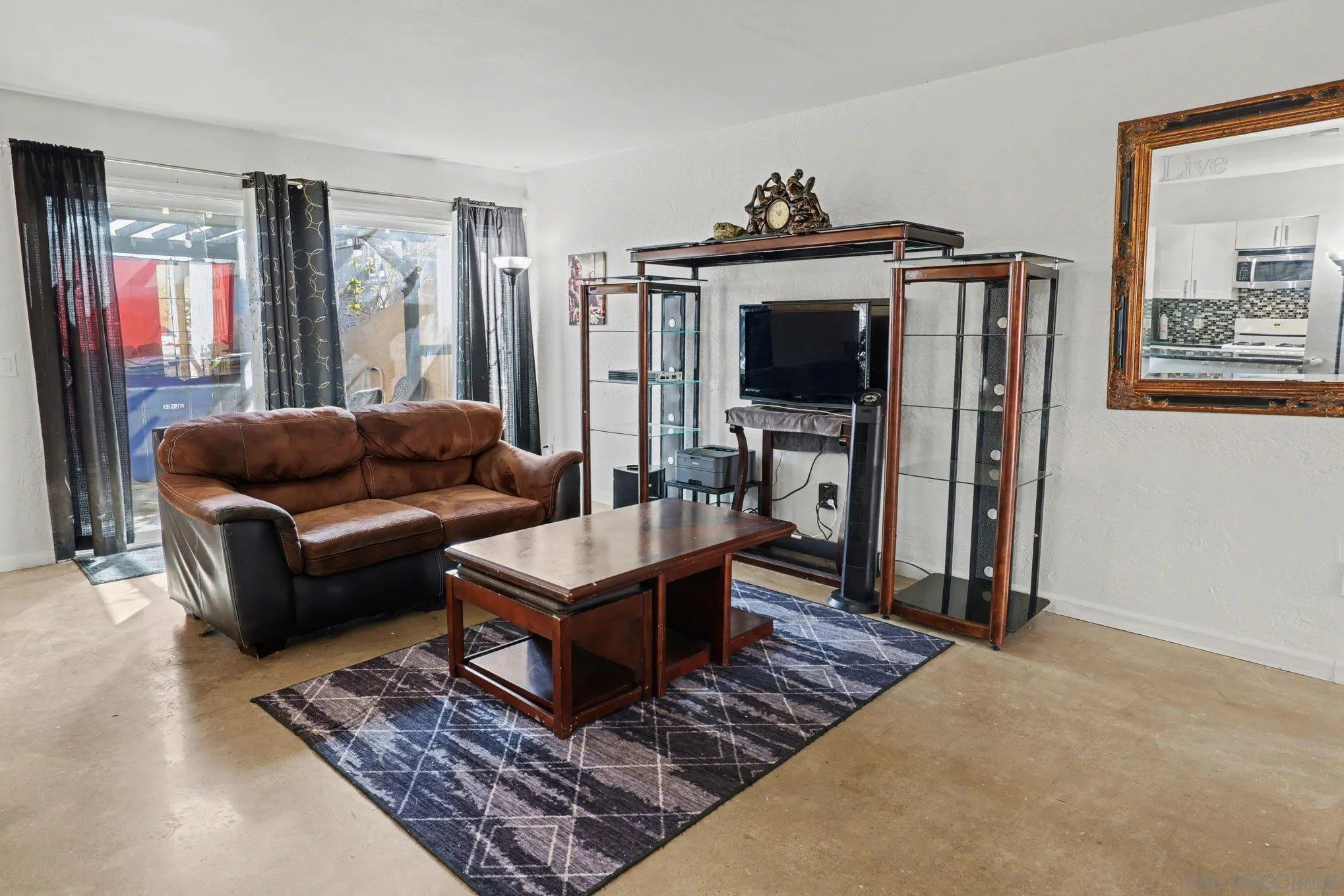 Photo #5: 260002980 Listing: Photo #5