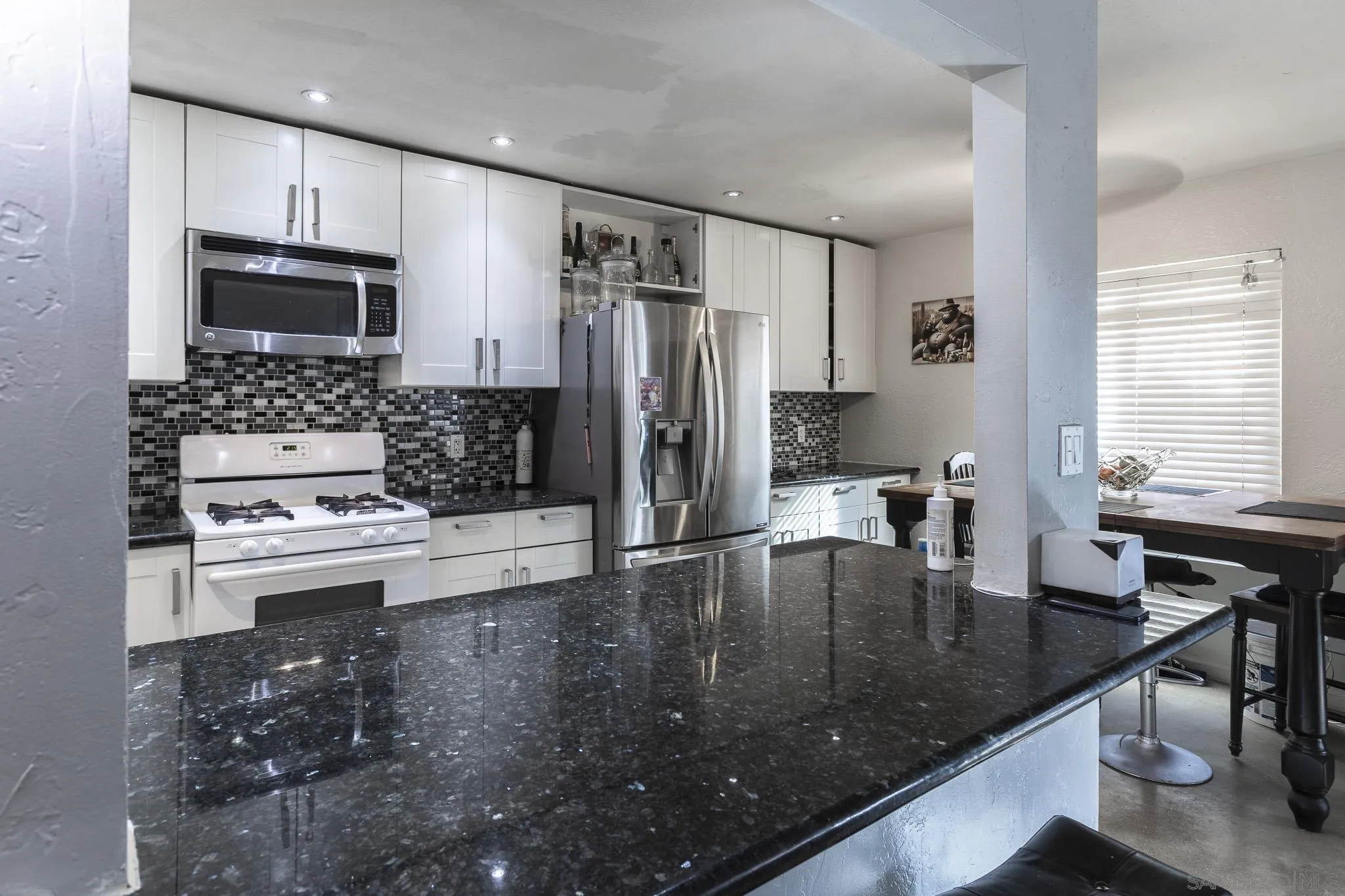 Photo #12: 260002980 Listing: Photo #12