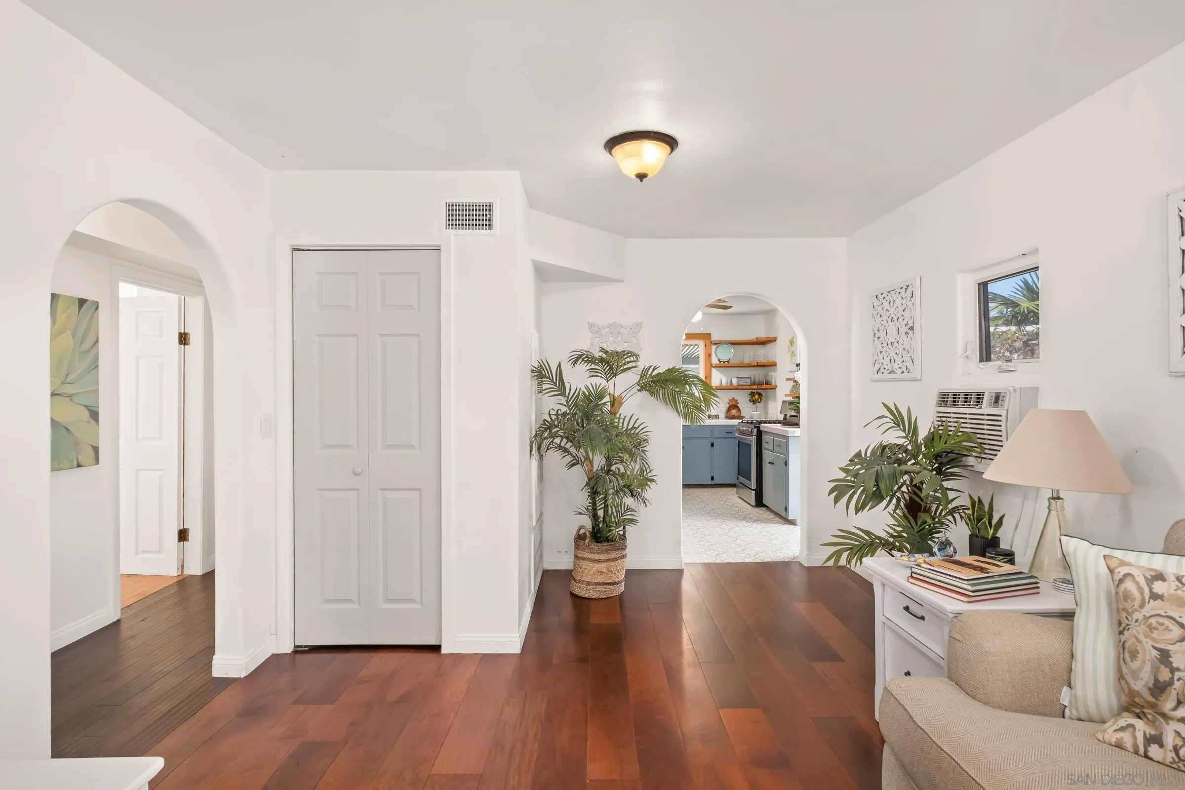 https://cdn.realtyfeed.com/cdn/127/260002992/522cad882142cb03c11590c519eee19e.webp